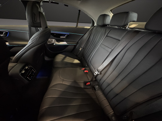 MERCEDES-BENZ E 220 d 4Matic-image-10