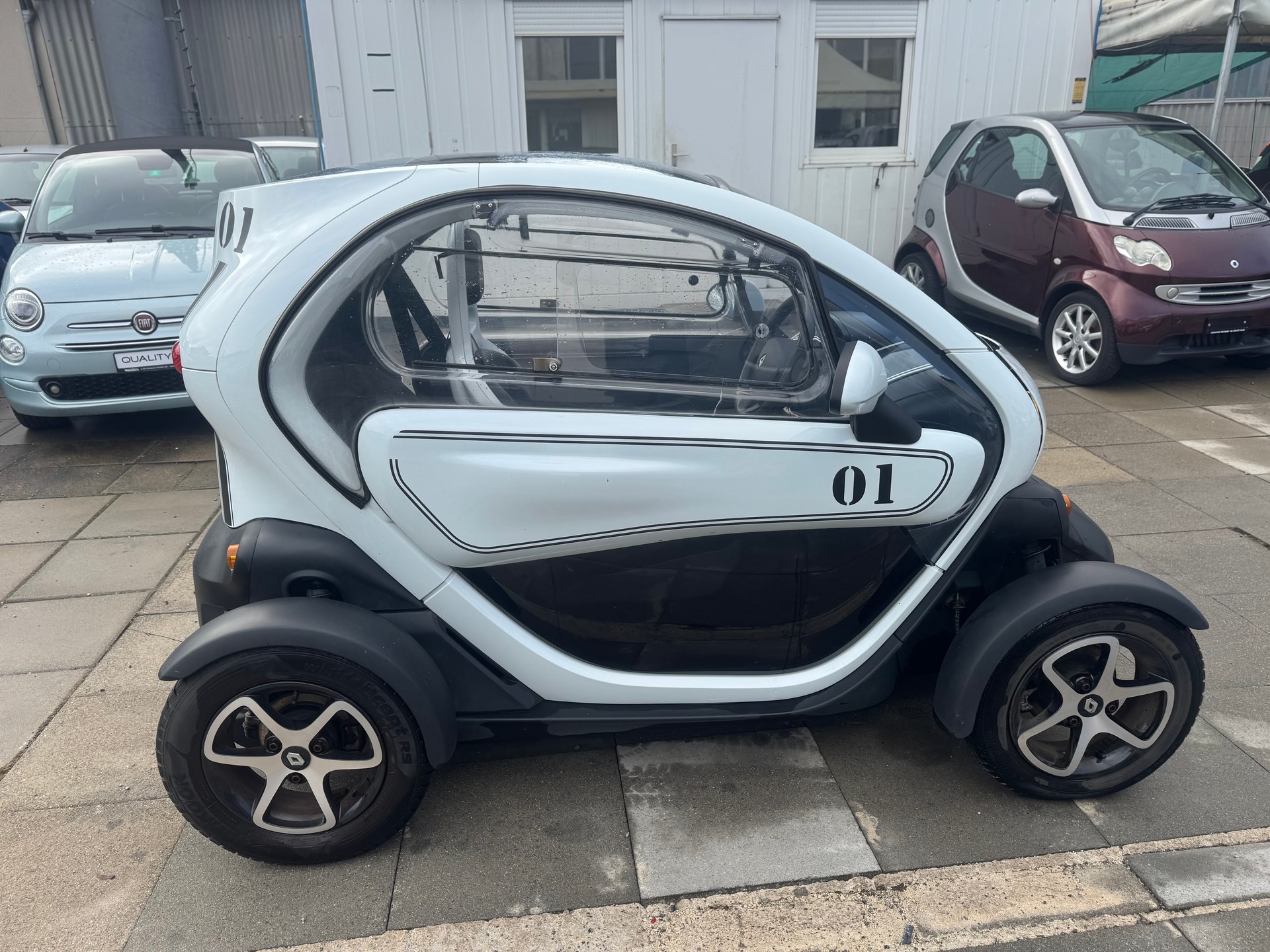 RENAULT (Incl. battery)-image-7
