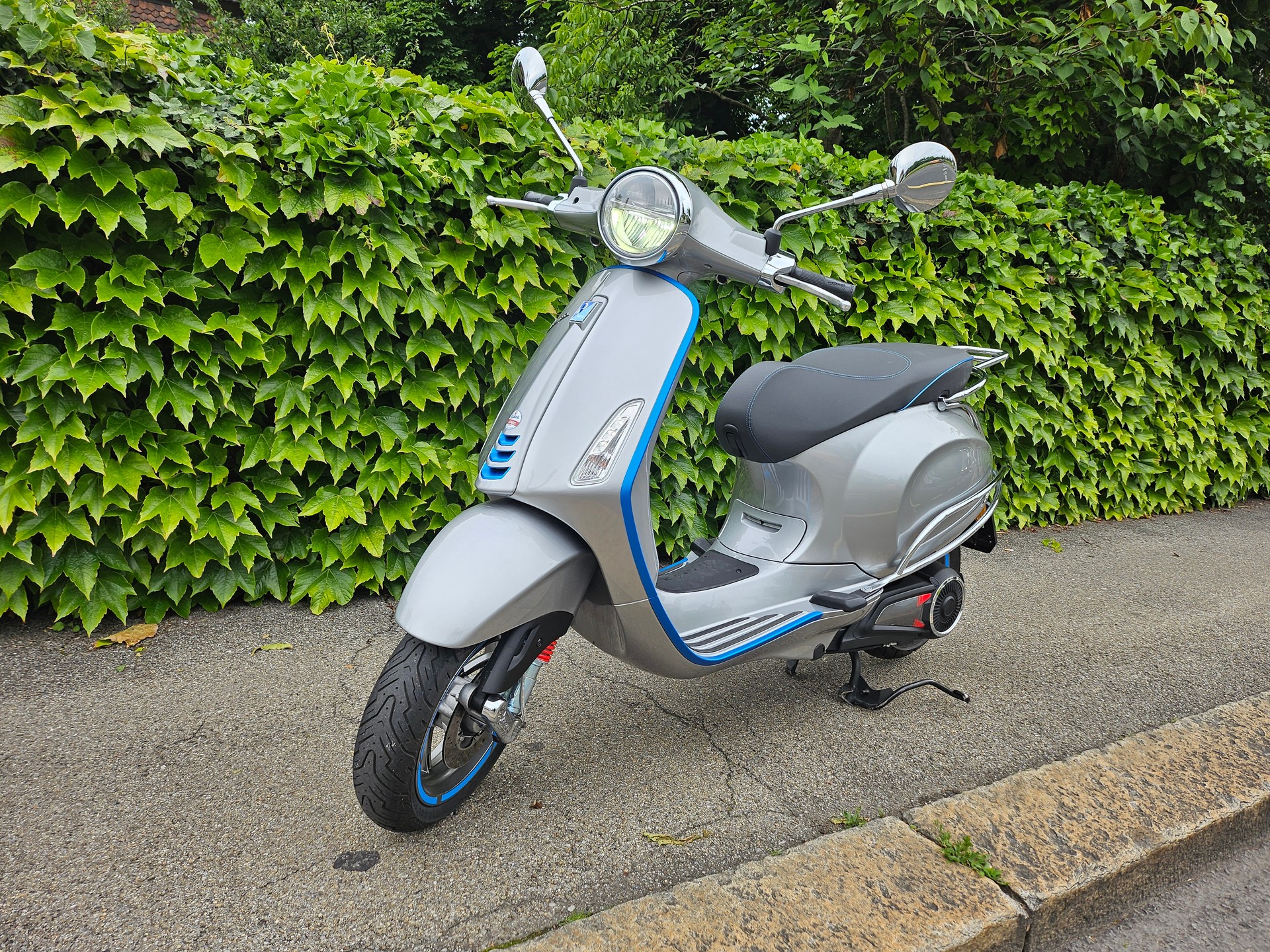 PIAGGIO Vespa Elettrica L3 Full Electric-image-2