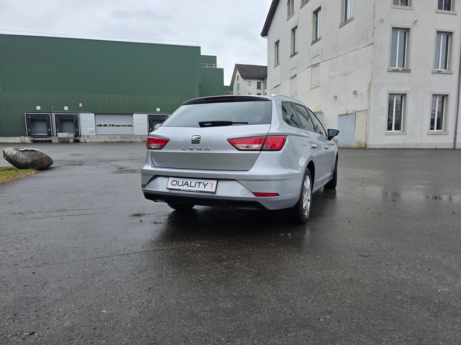 SEAT Leon ST 1.6 TDI CR Style DSG-image-17