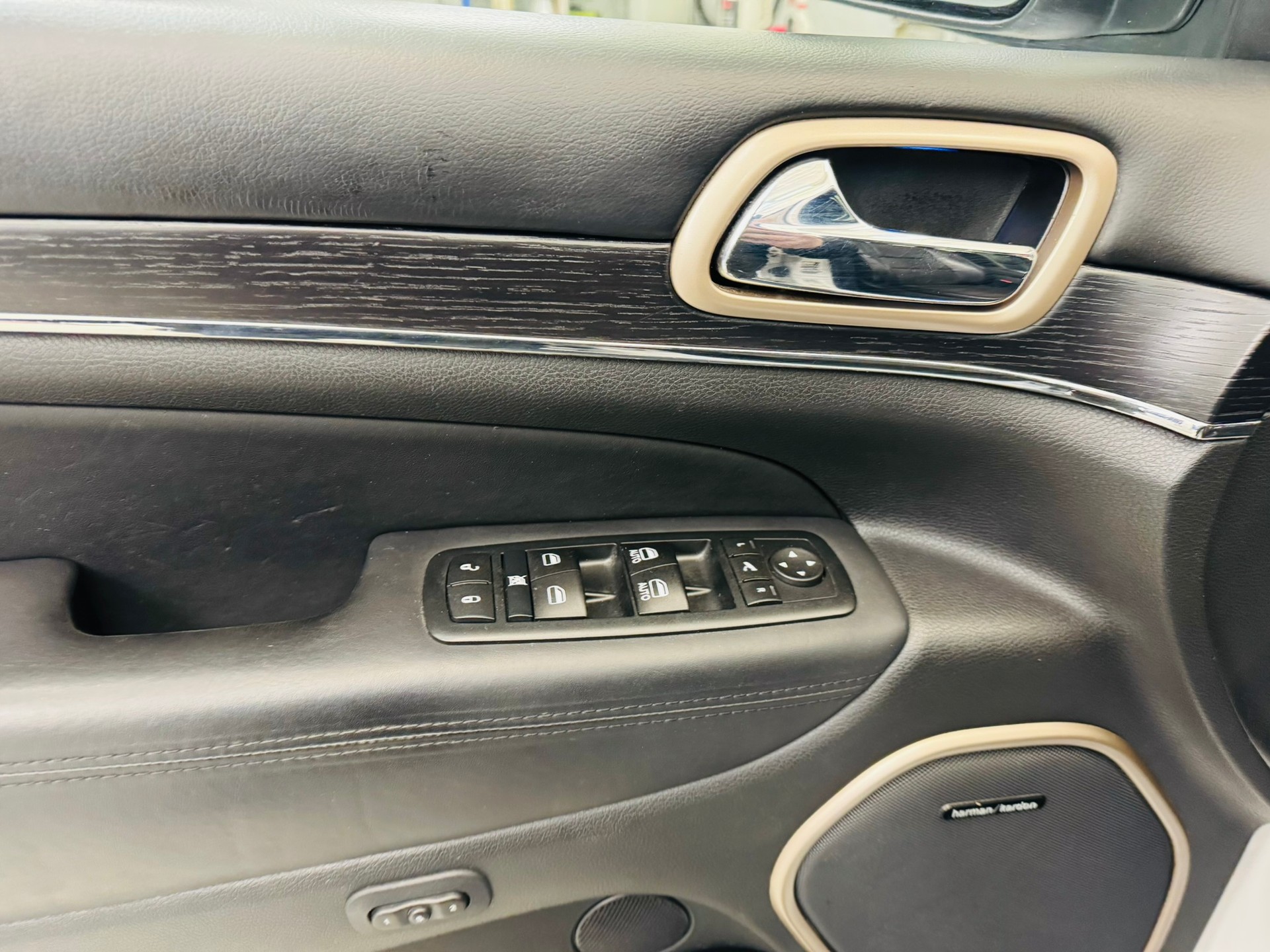 JEEP Grand Cherokee 3.0 CRD Summit Automatic-image-17