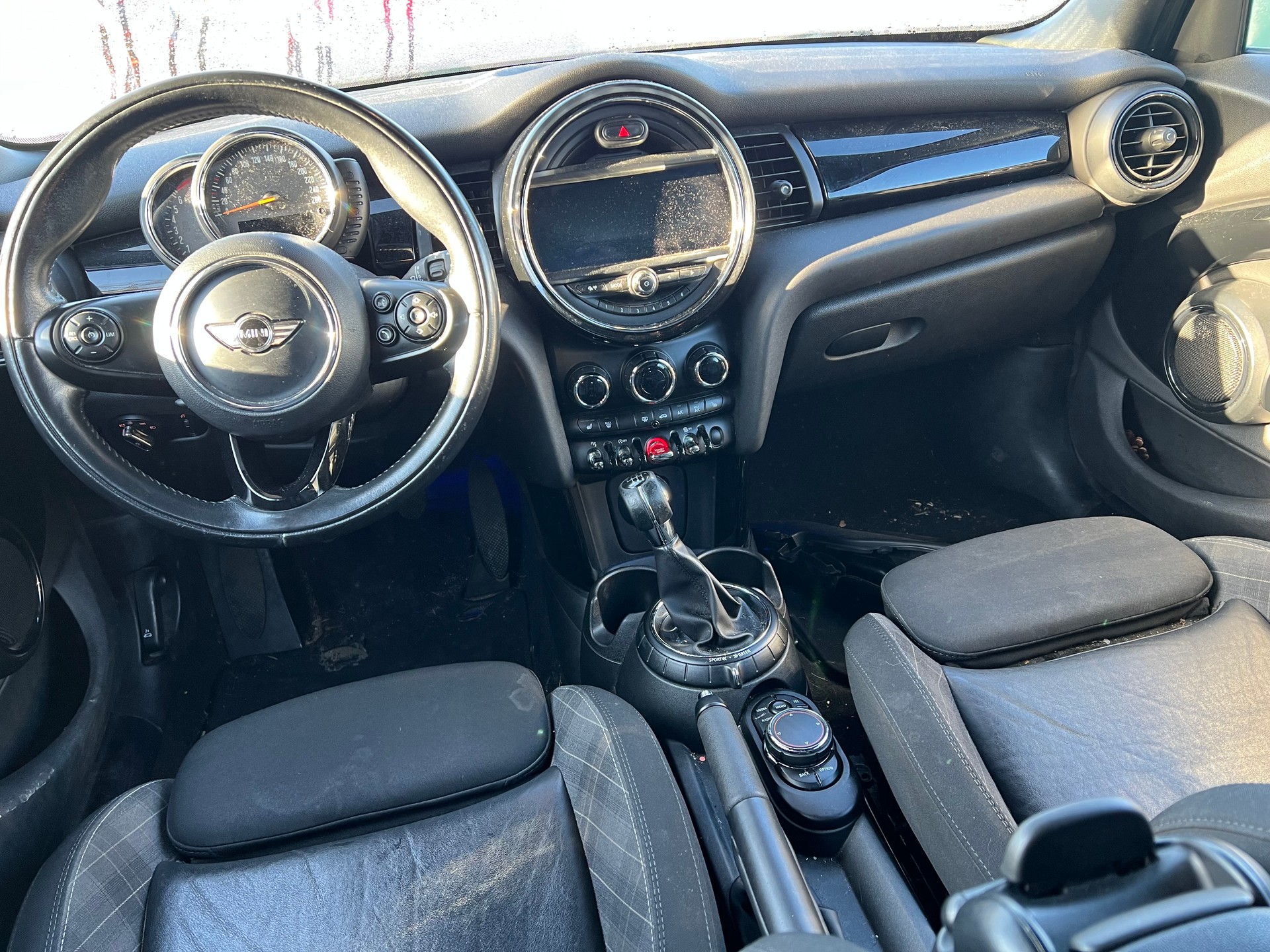 MINI Cooper-image-6