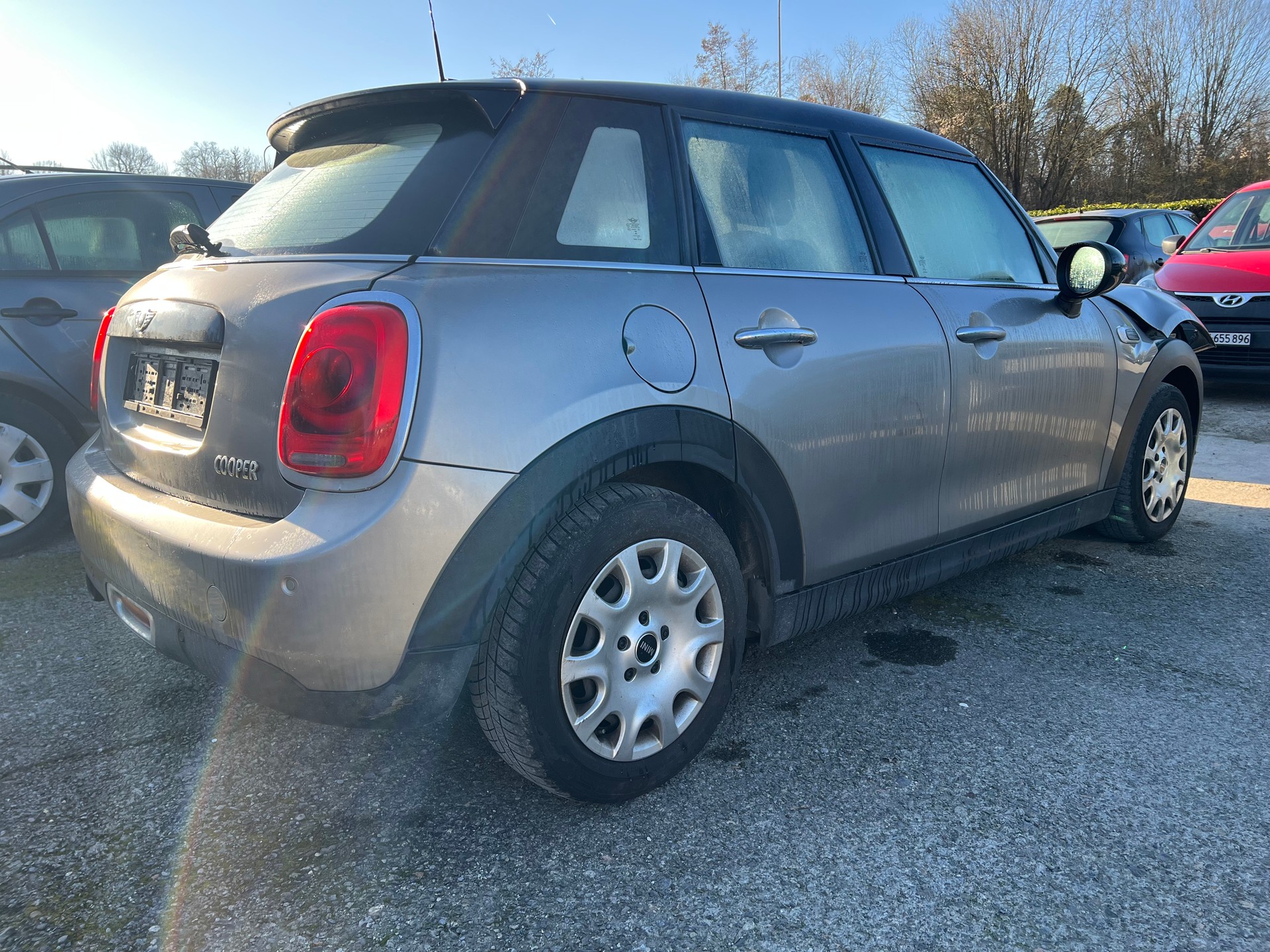 MINI Cooper-image-2