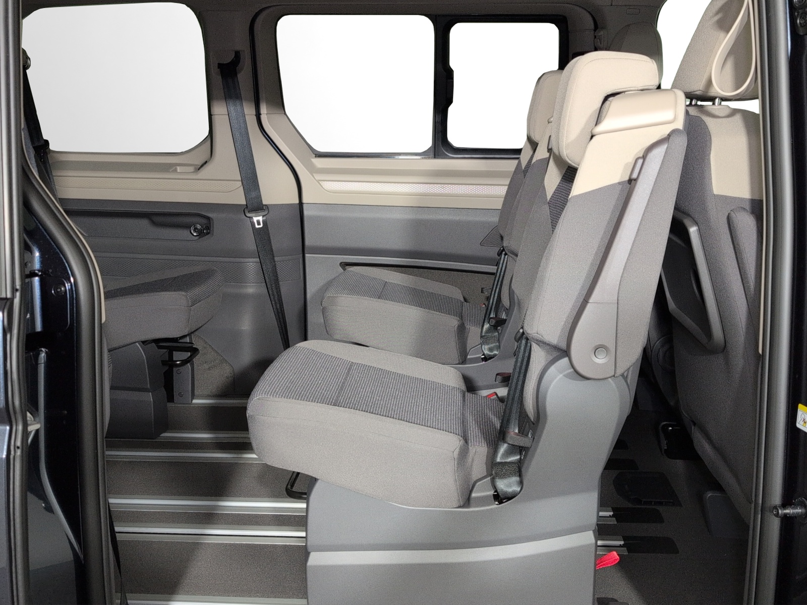 VW Multivan 1.5 eHybrid Liberty 4Motion DSG-image-7