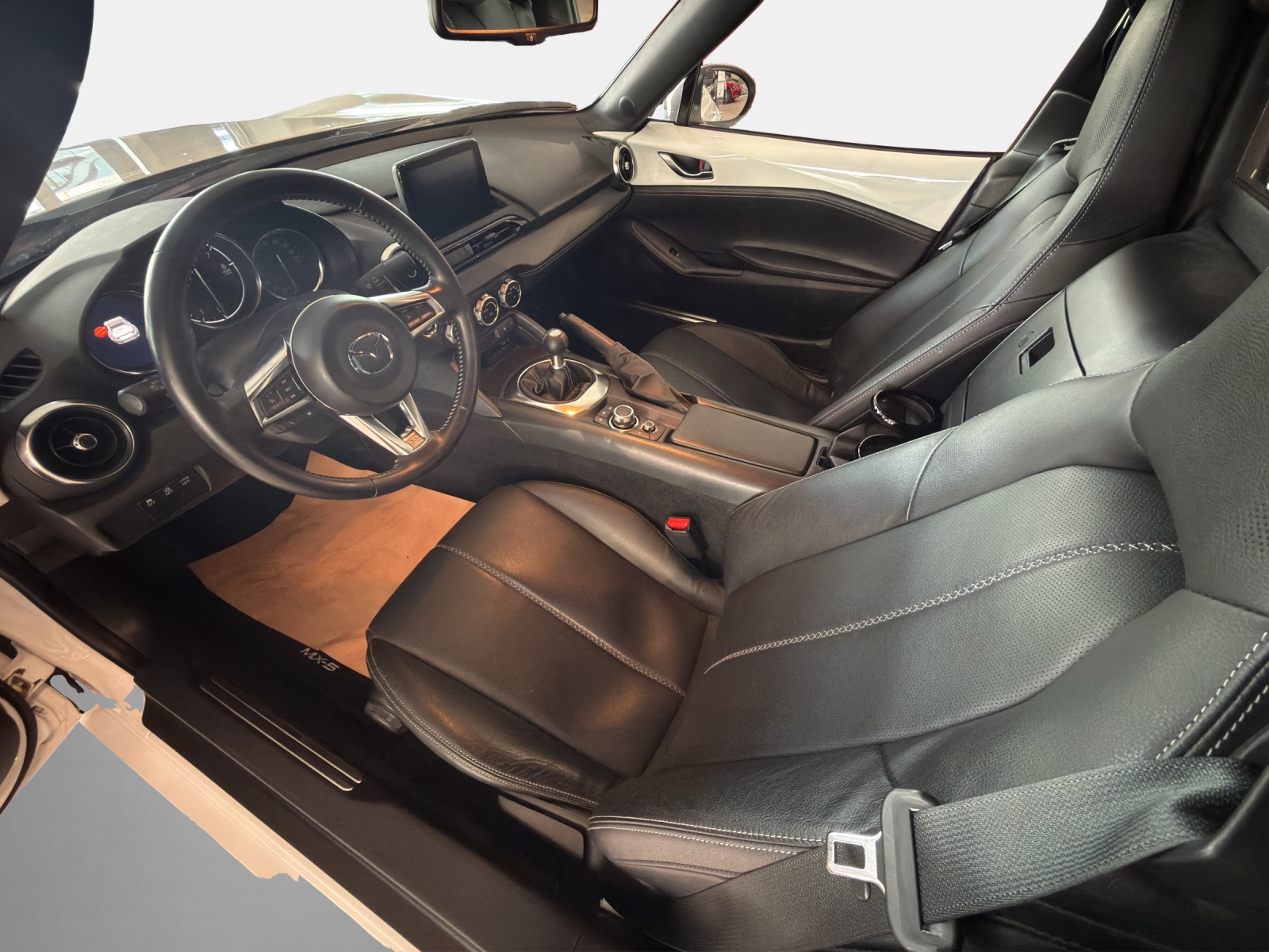 MAZDA MX-5 RF 1.5/132 Revolution-image-9