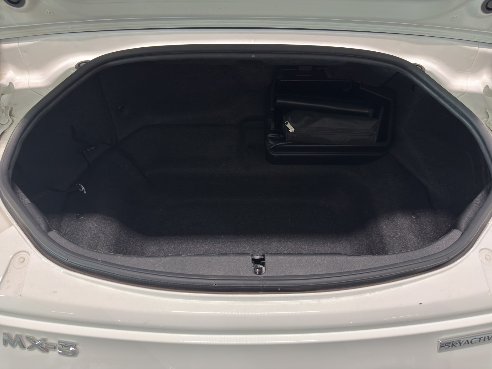 MAZDA MX-5 RF 1.5/132 Revolution-image-13