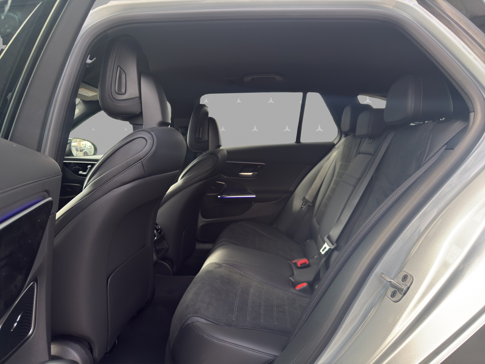 MERCEDES-BENZ C 220 d T 4 Matic Swiss Star-image-12