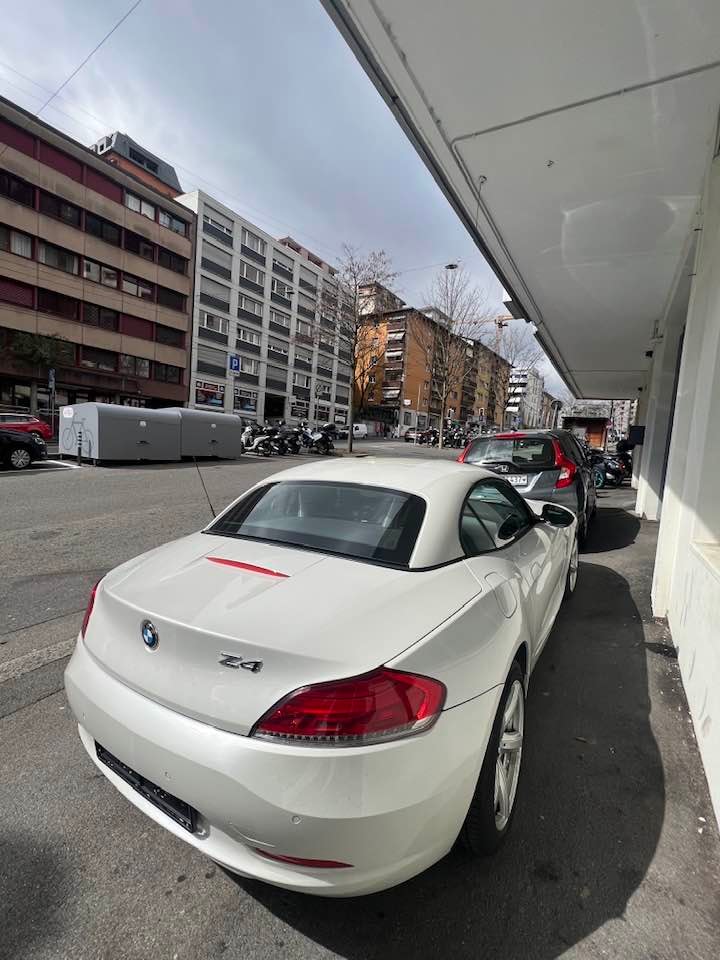 BMW Z4 sDrive20i Steptronic-image-11