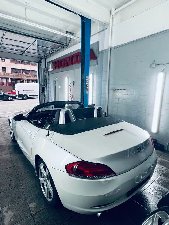BMW Z4 sDrive20i Steptronic-image-5