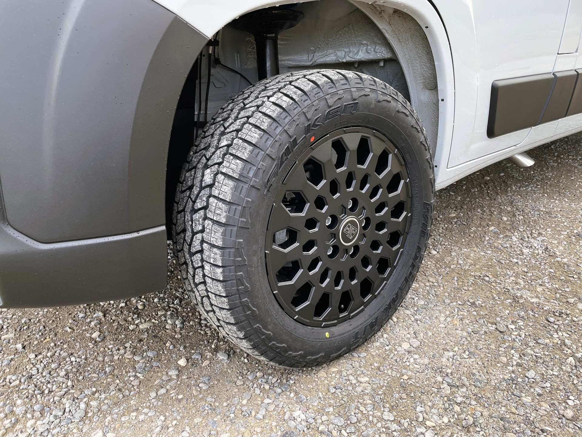 DETHLEFFS Globetrail 600 KS ACTIVE OFFROAD-image-7