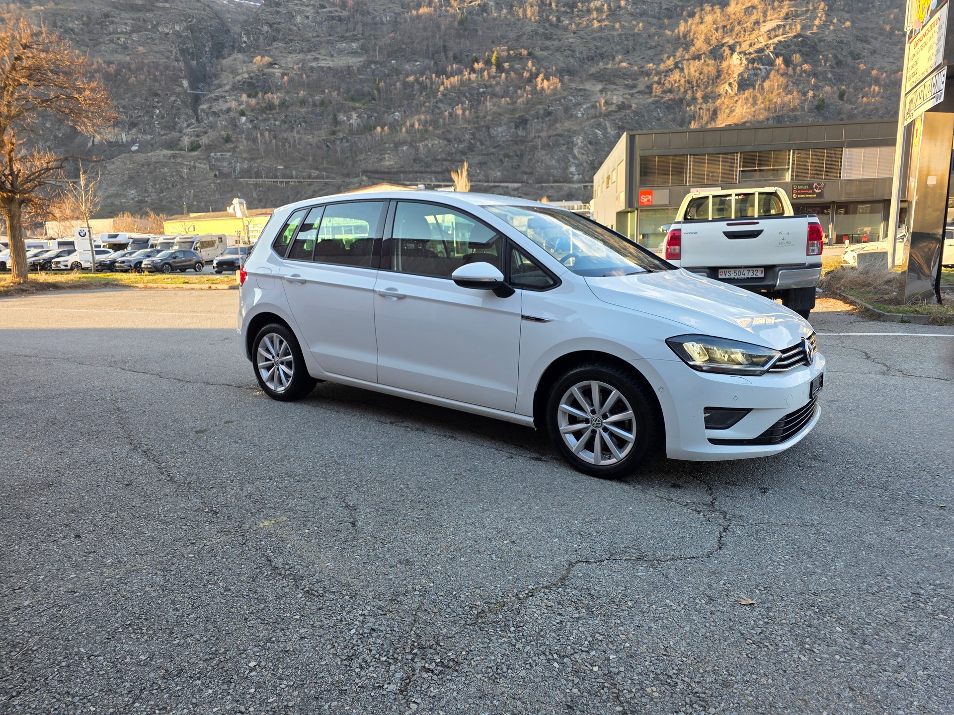 VW Golf Sportsvan 2.0 TDI Comfortline-image-3