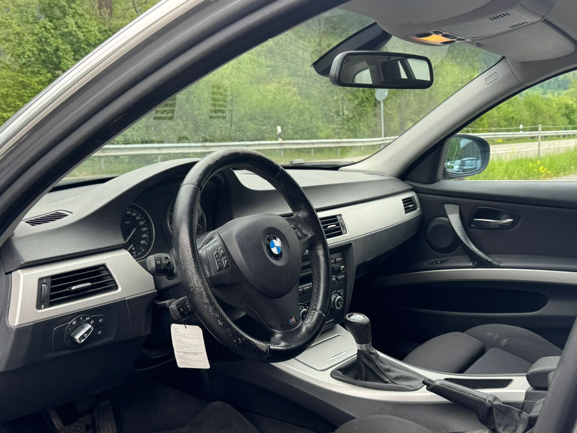 BMW 325i xDrive Touring more4you-image-10