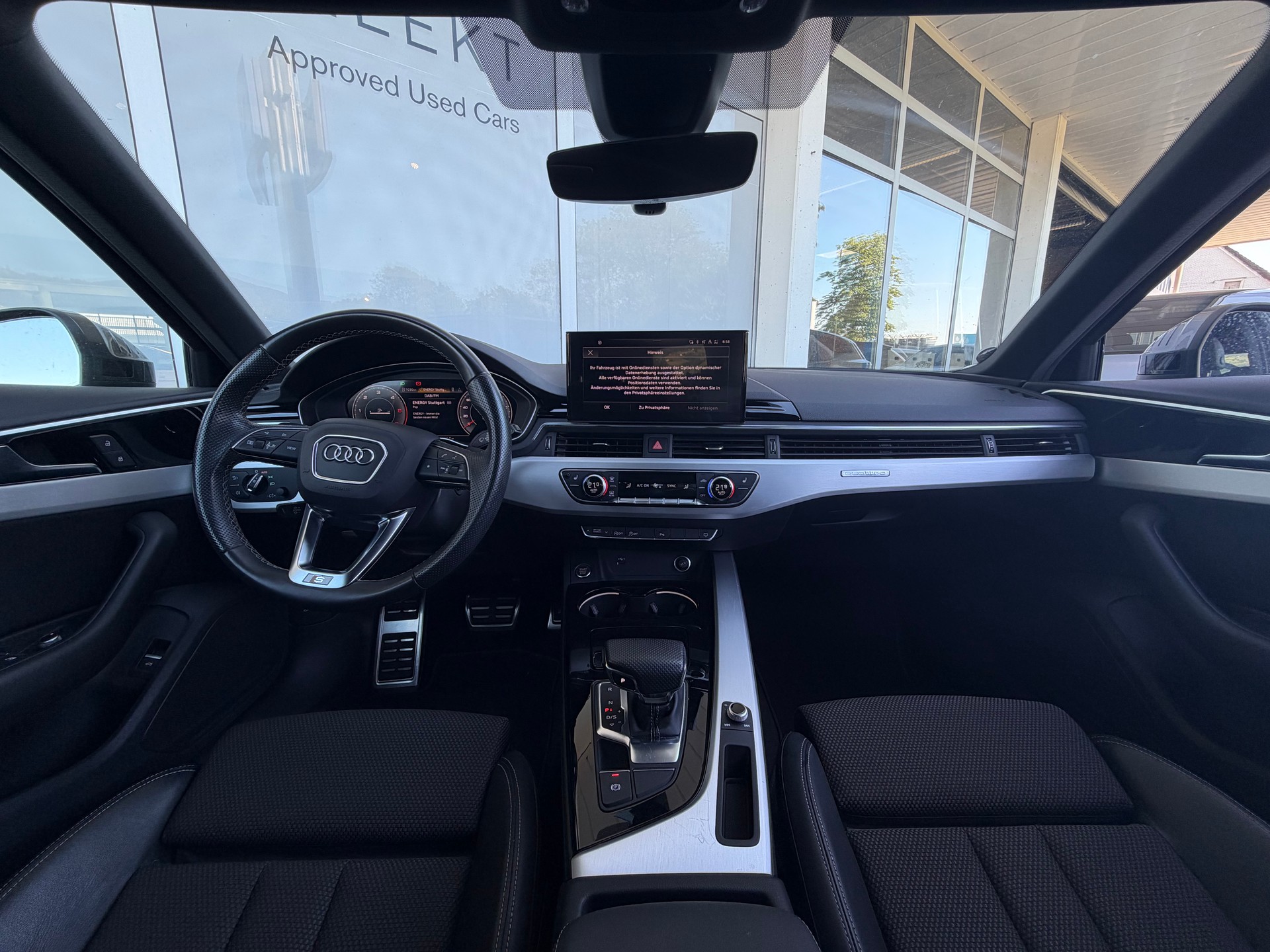 AUDI A4 Avant 40 TDI S line quattro S-tronic-image-5