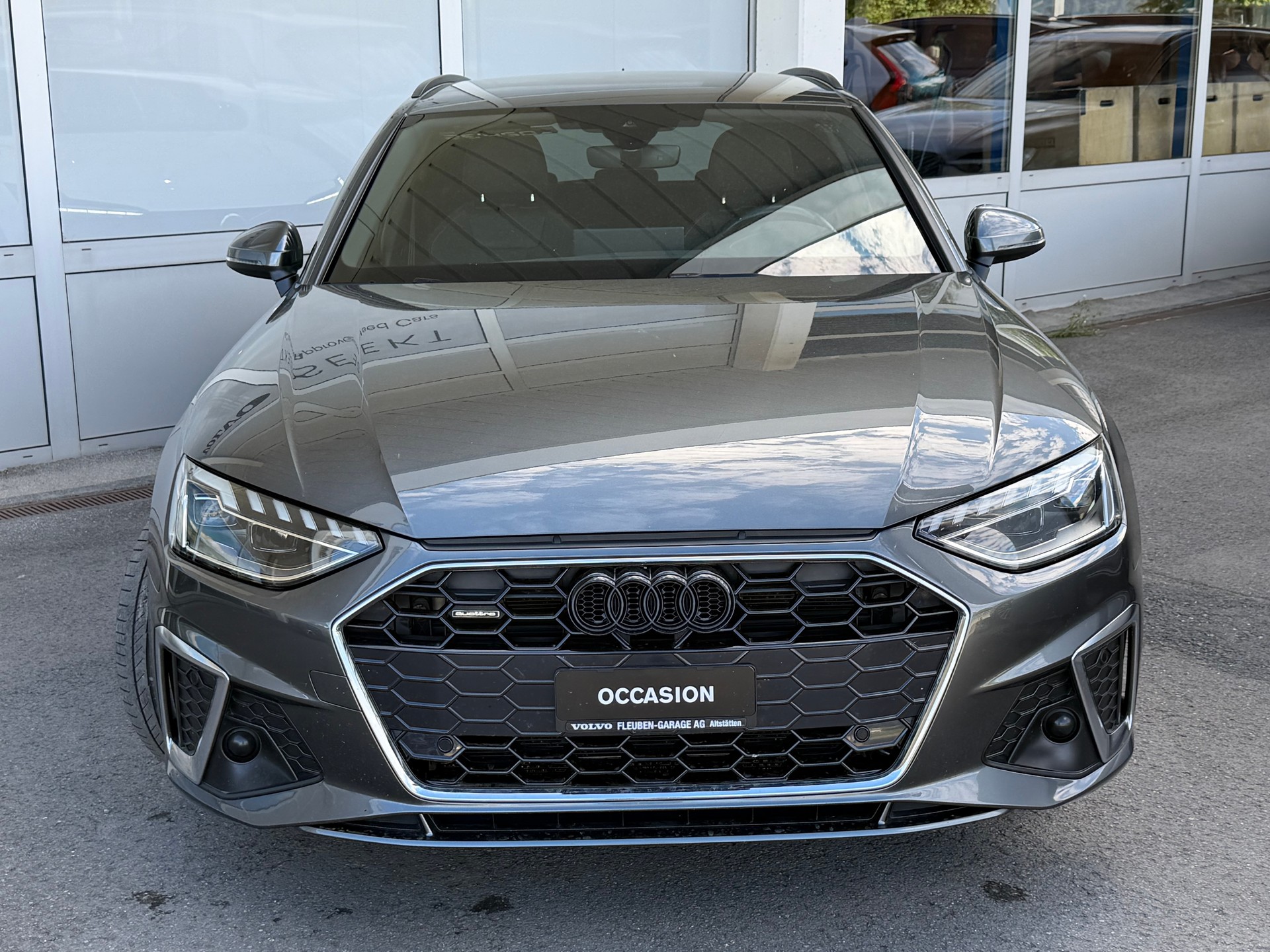 AUDI A4 Avant 40 TDI S line quattro S-tronic-image-23