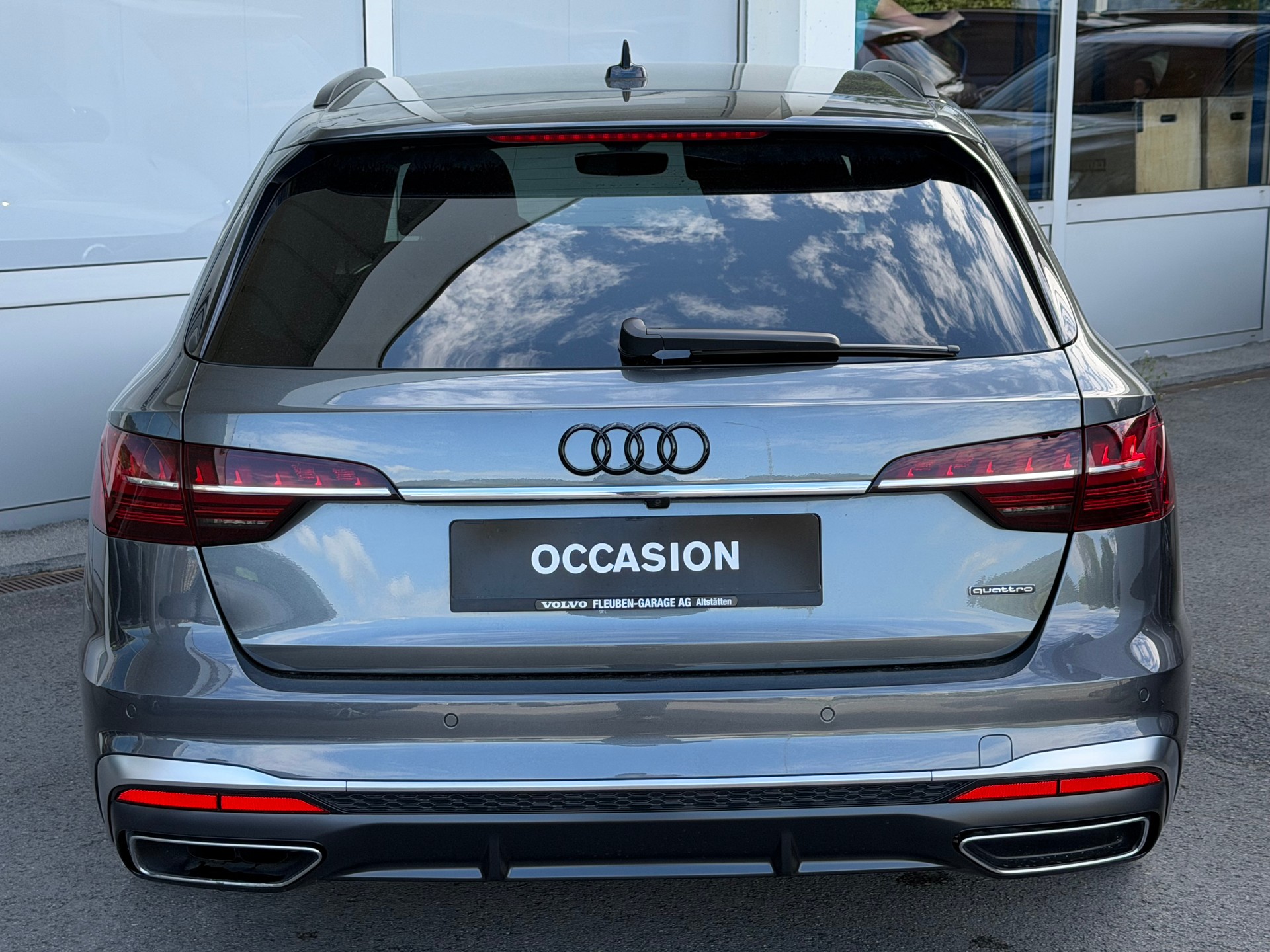 AUDI A4 Avant 40 TDI S line quattro S-tronic-image-21