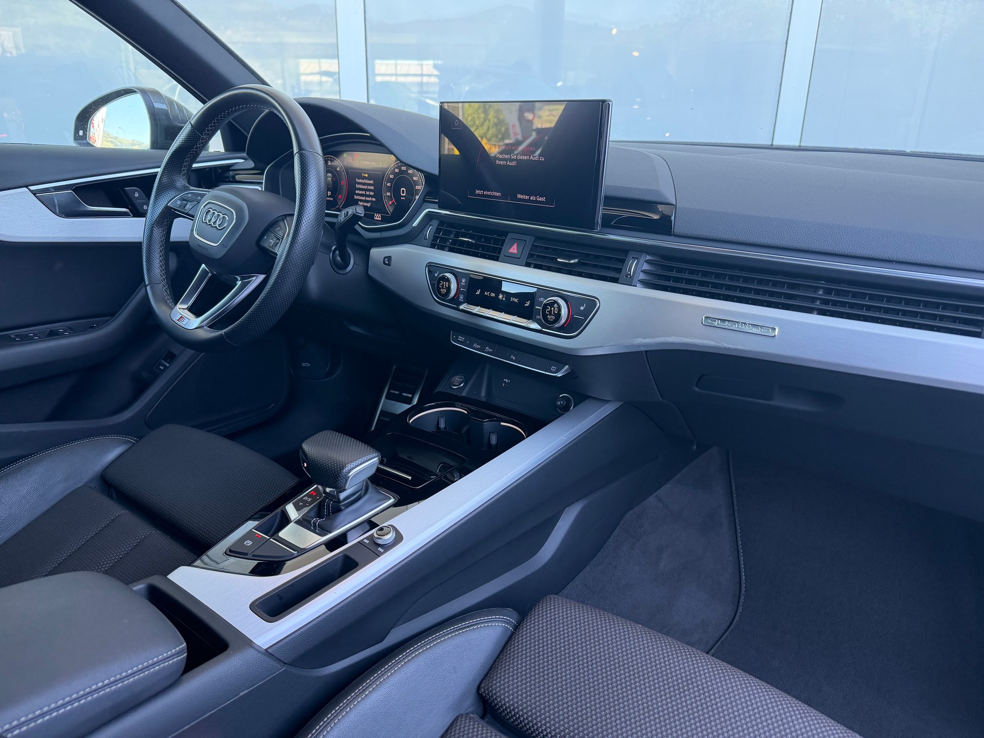 AUDI A4 Avant 40 TDI S line quattro S-tronic-image-2