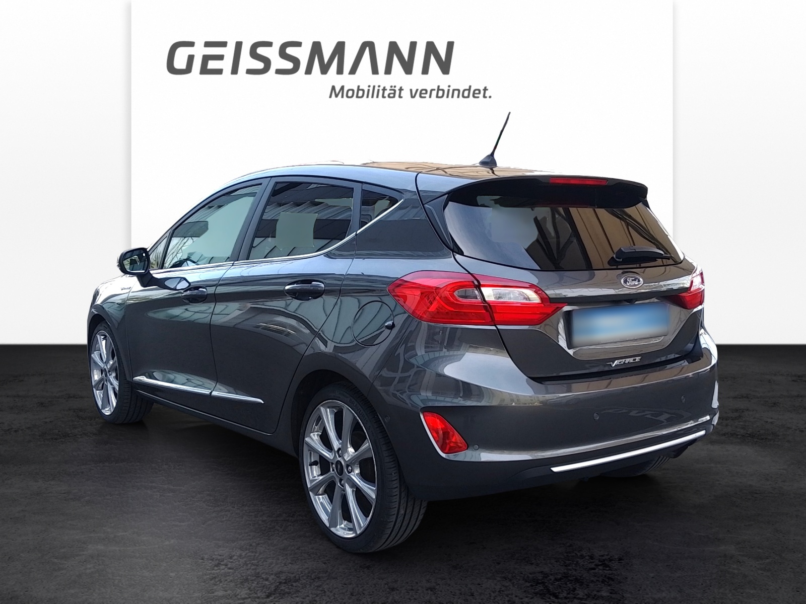 FORD Fiesta 1.0 EcoB Vignale-image-2