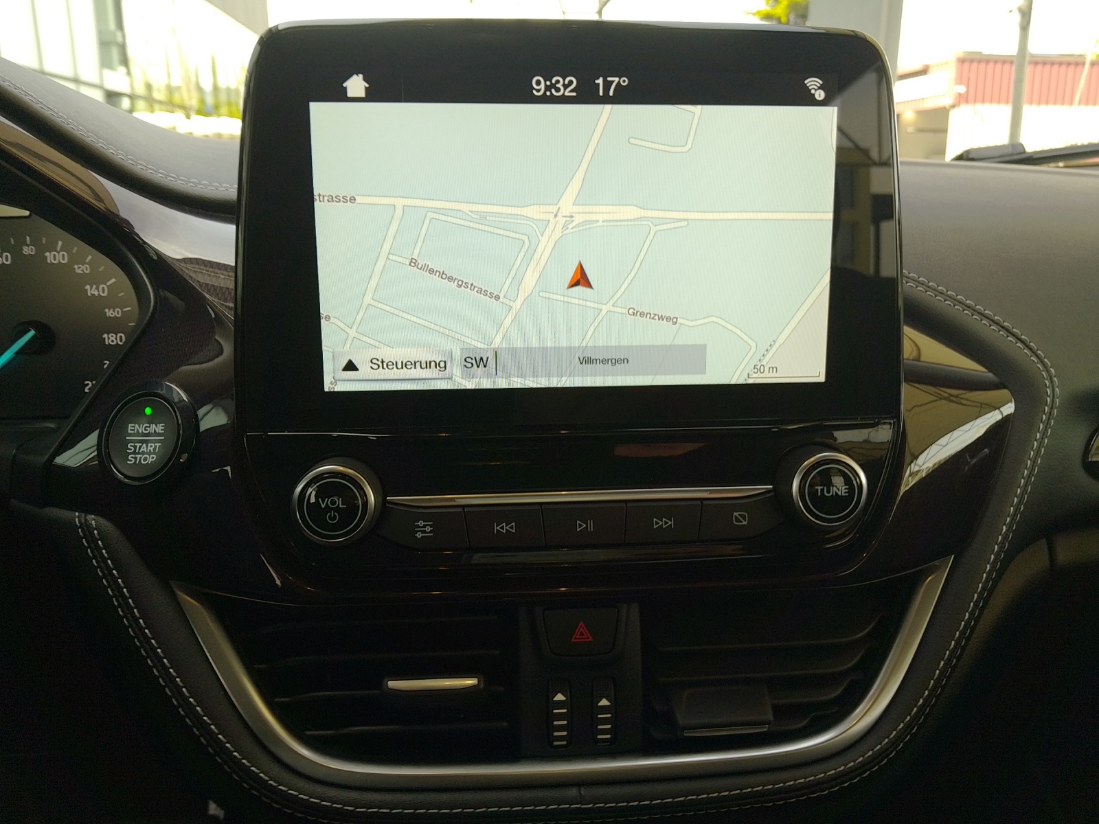 FORD Fiesta 1.0 EcoB Vignale-image-13