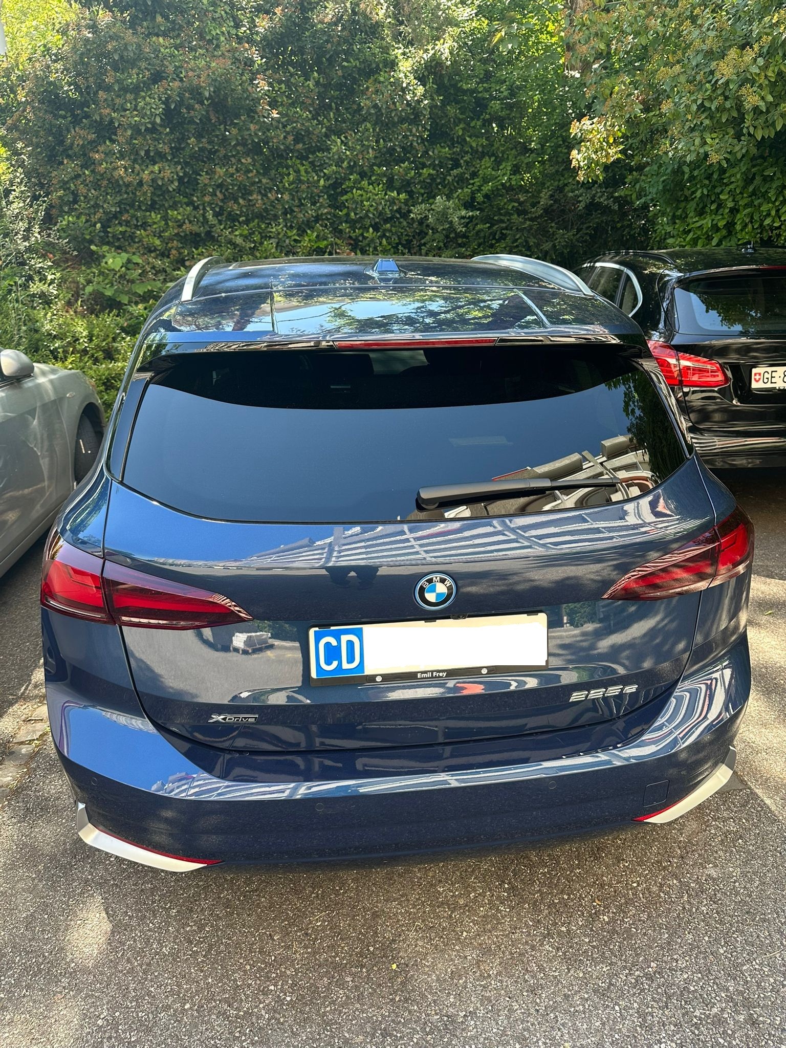 BMW 225e xDrive Active Tourer-image-6