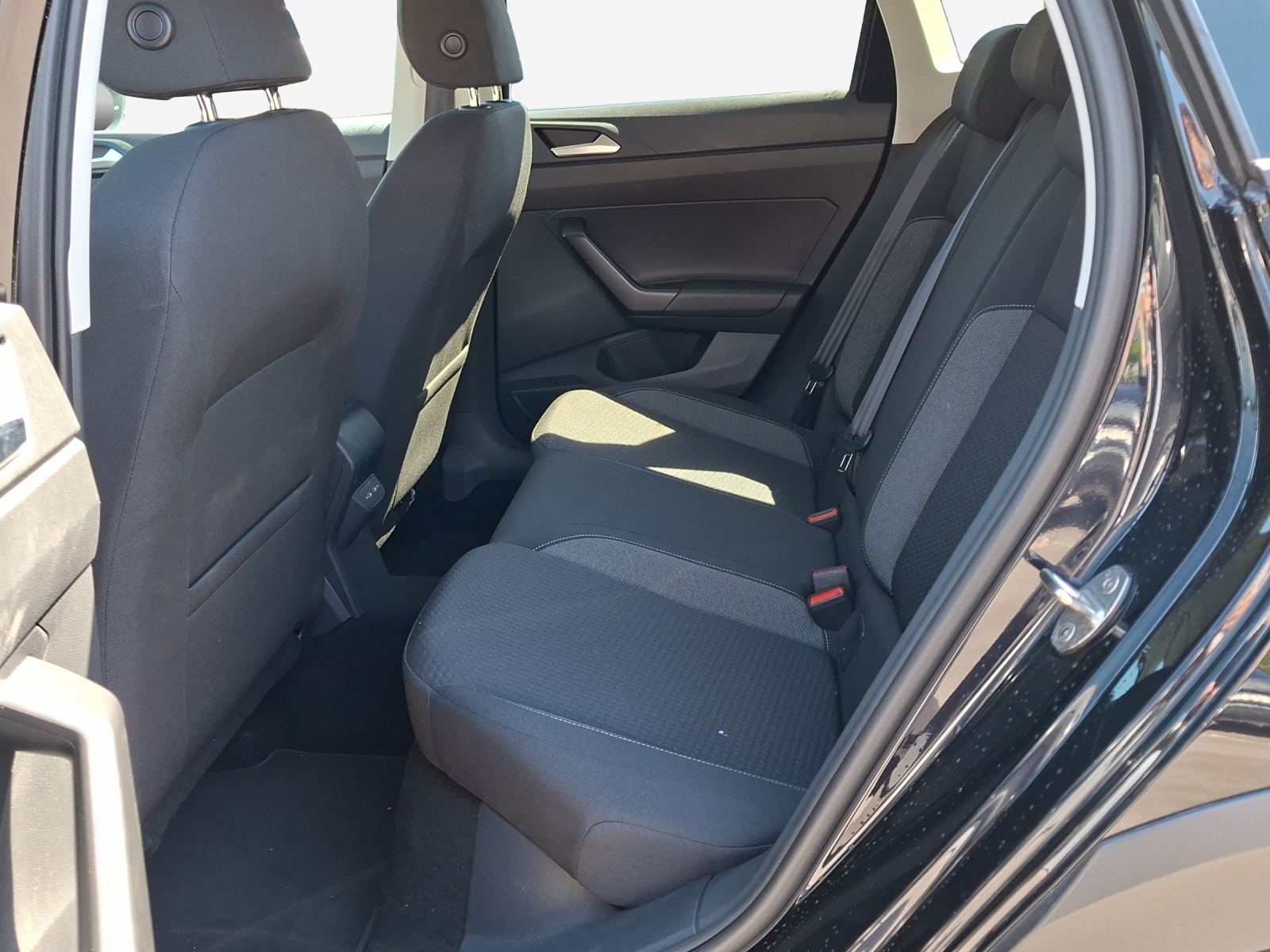 VW Taigo 1.0 TSI Life DSG-image-11