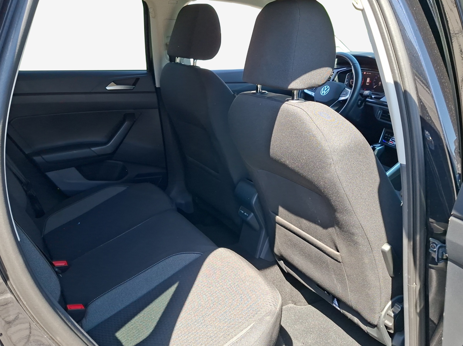 VW Taigo 1.0 TSI Life DSG-image-13