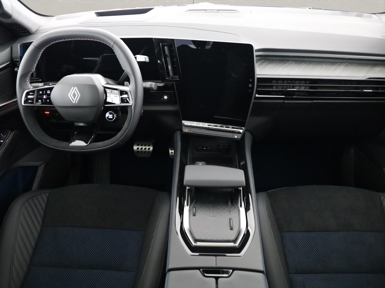 RENAULT Rafale 1.2 E-Tech Plug-in Atelier Alpine-image-4