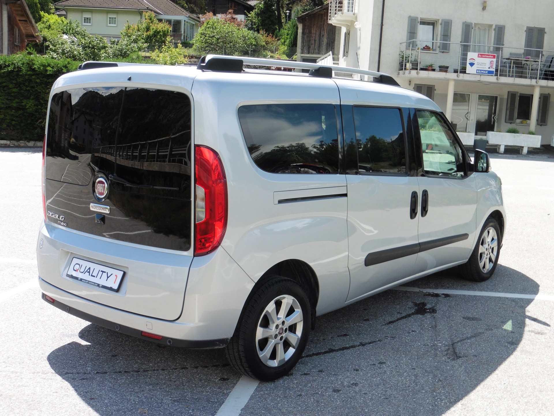 FIAT Doblò 1.6 MJ Kombi Swiss XL-image-9