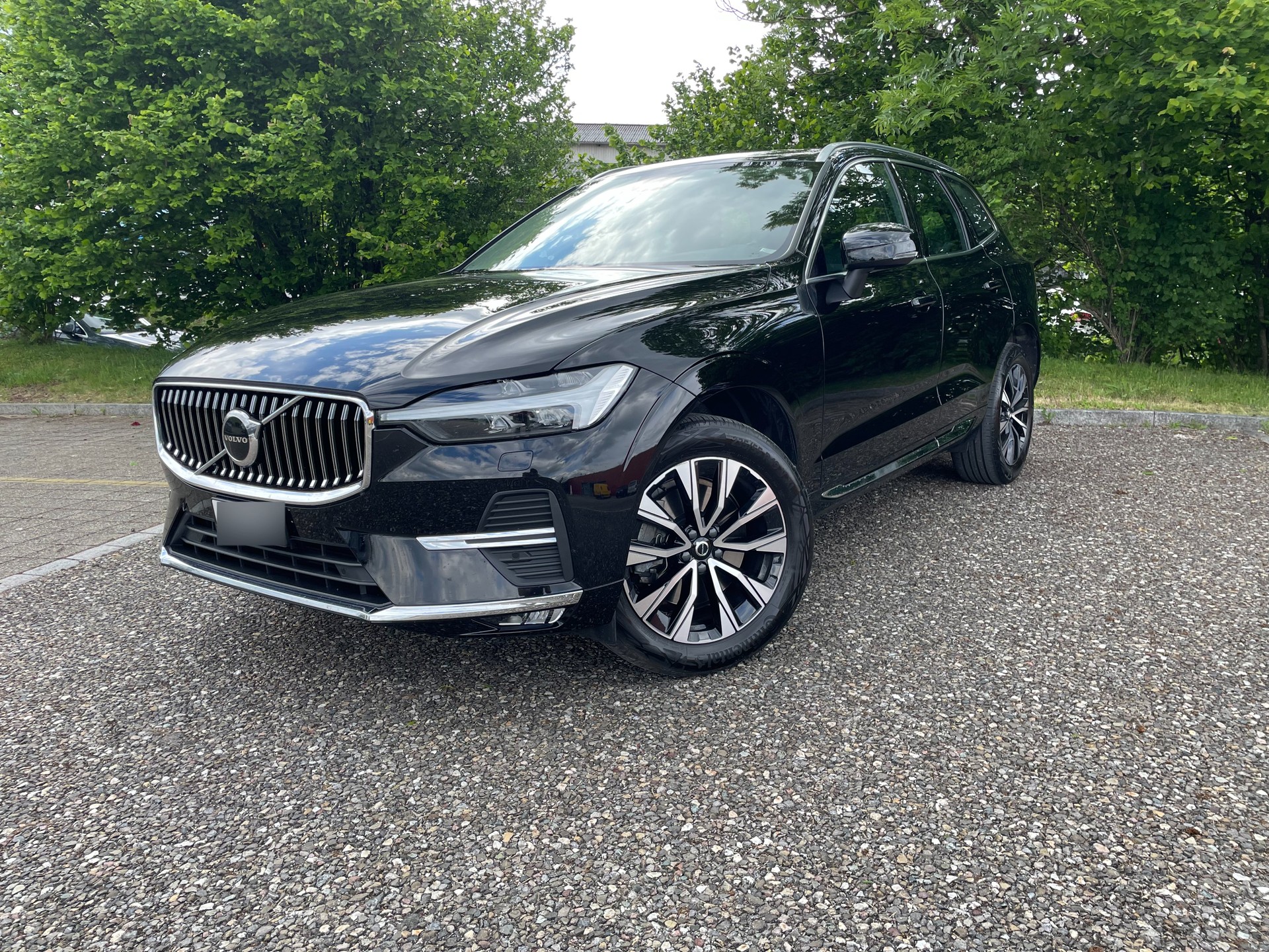 VOLVO 2.0 B4 MH Plus Bright AWD-image-0