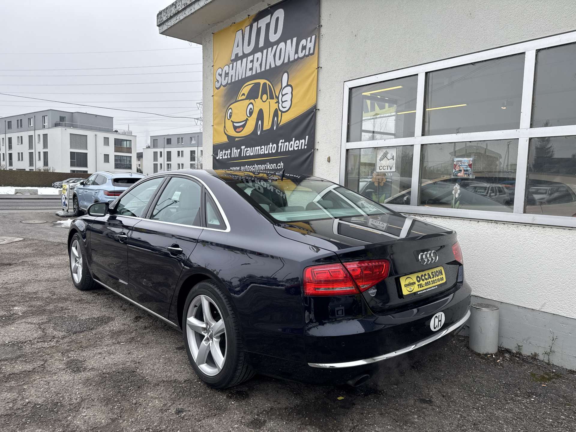 AUDI A8 4.2 FSi quattro 372PS Tiptronic-Automat-image-2