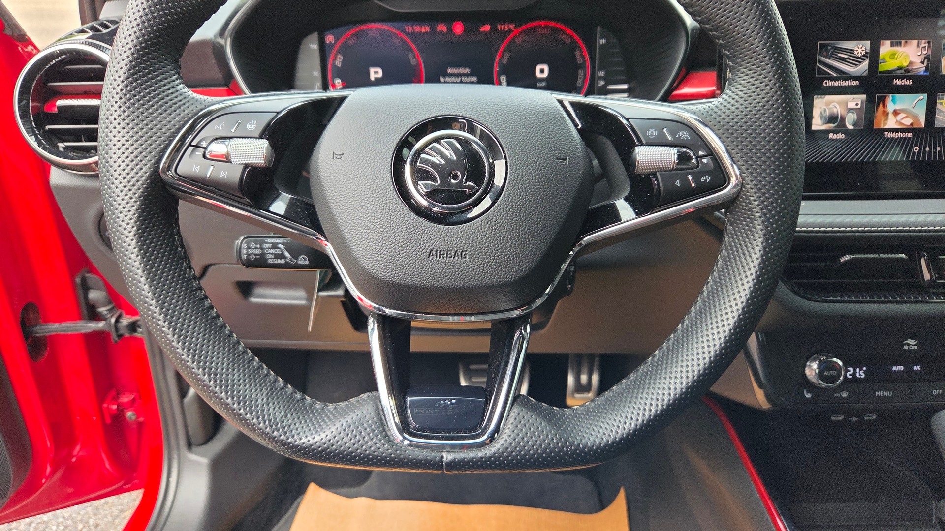 SKODA Fabia 1.0 TSI Monte Carlo DSG-image-13