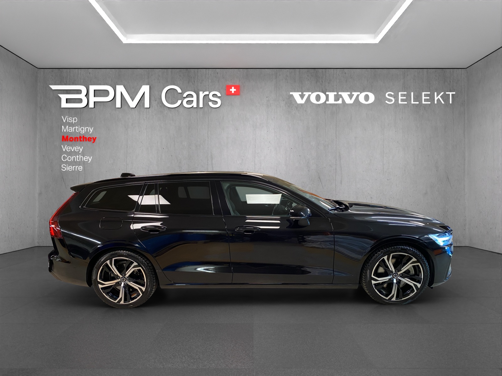 Image VOLVO V60 V60 T6 eAWD Plug in Hybrid Plus Dark Geartronic