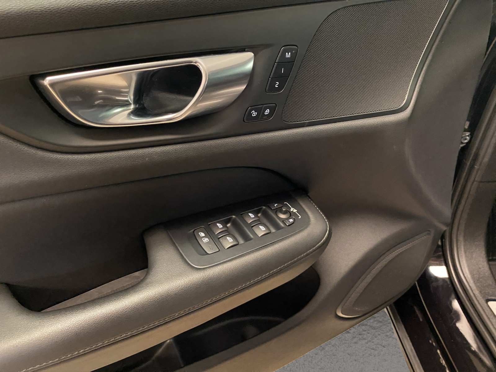 Image VOLVO V60 V60 T6 eAWD Plug in Hybrid Plus Dark Geartronic