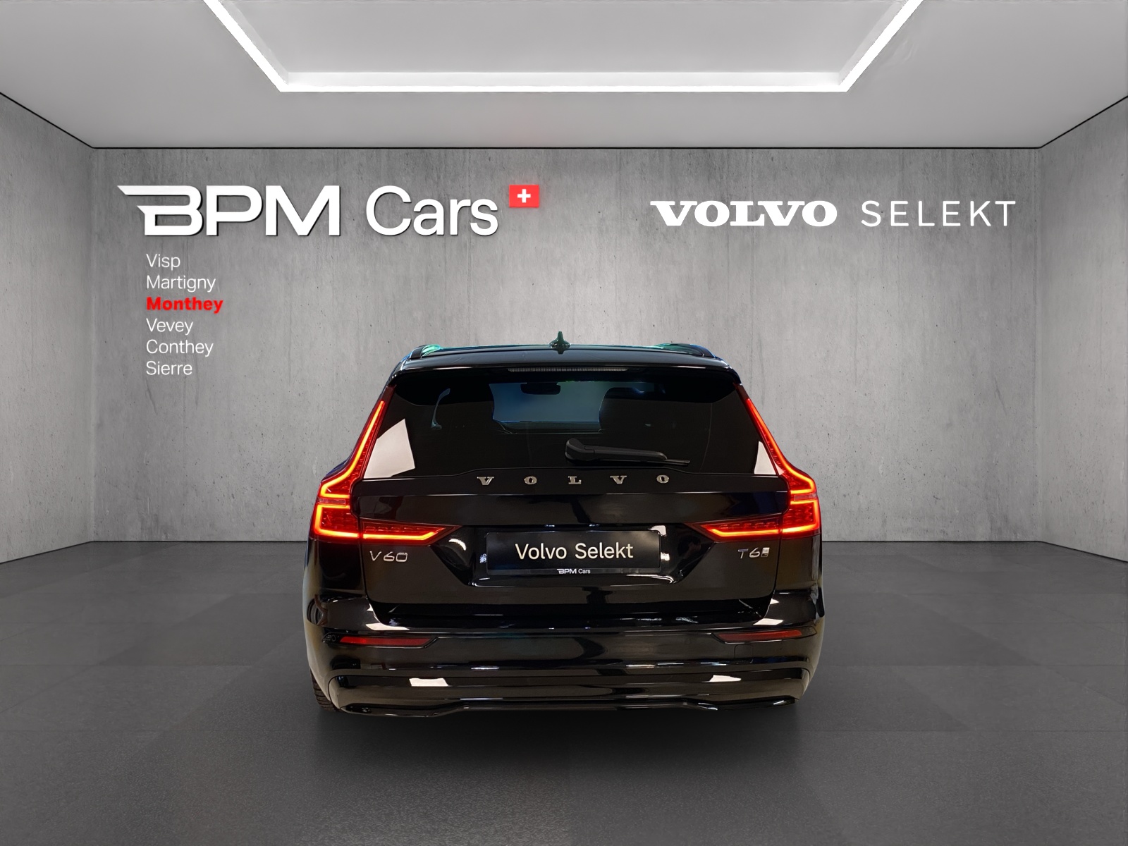 Image VOLVO V60 V60 T6 eAWD Plug in Hybrid Plus Dark Geartronic