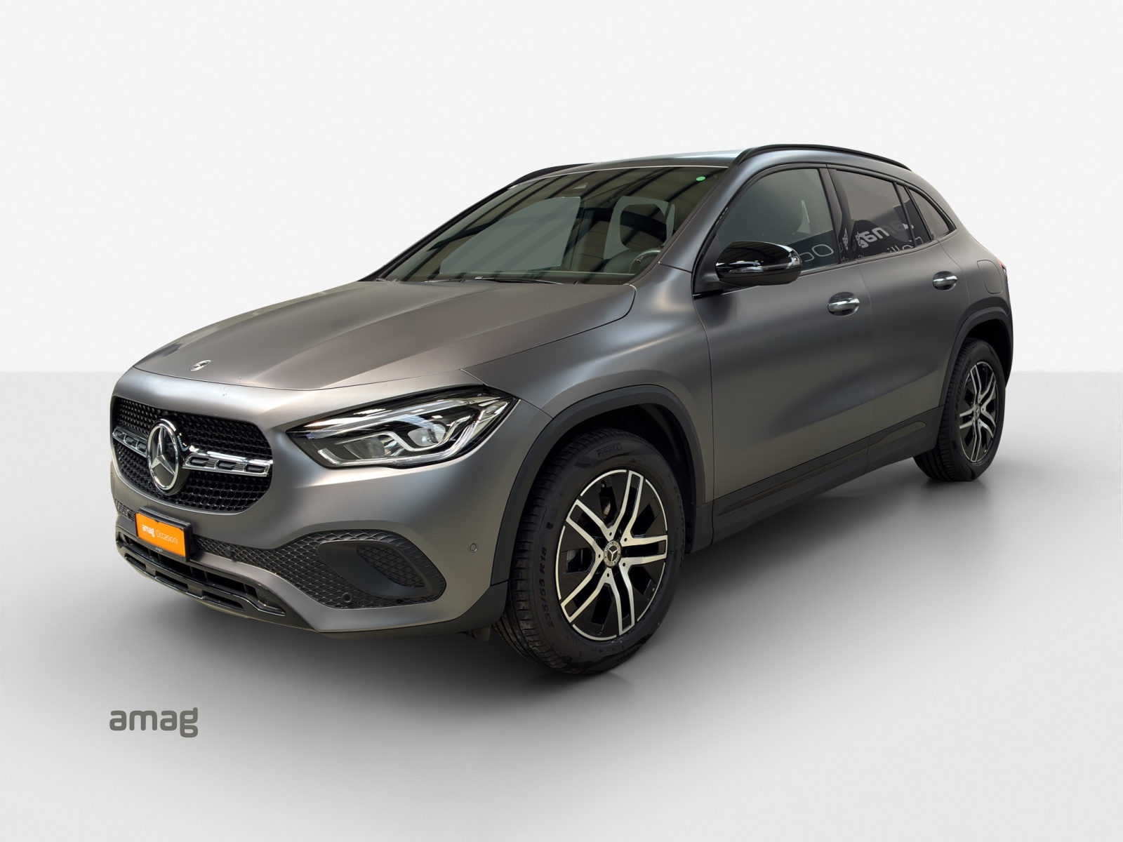 MERCEDES-BENZ GLA 200 Progressive 7G-DCT-image-0