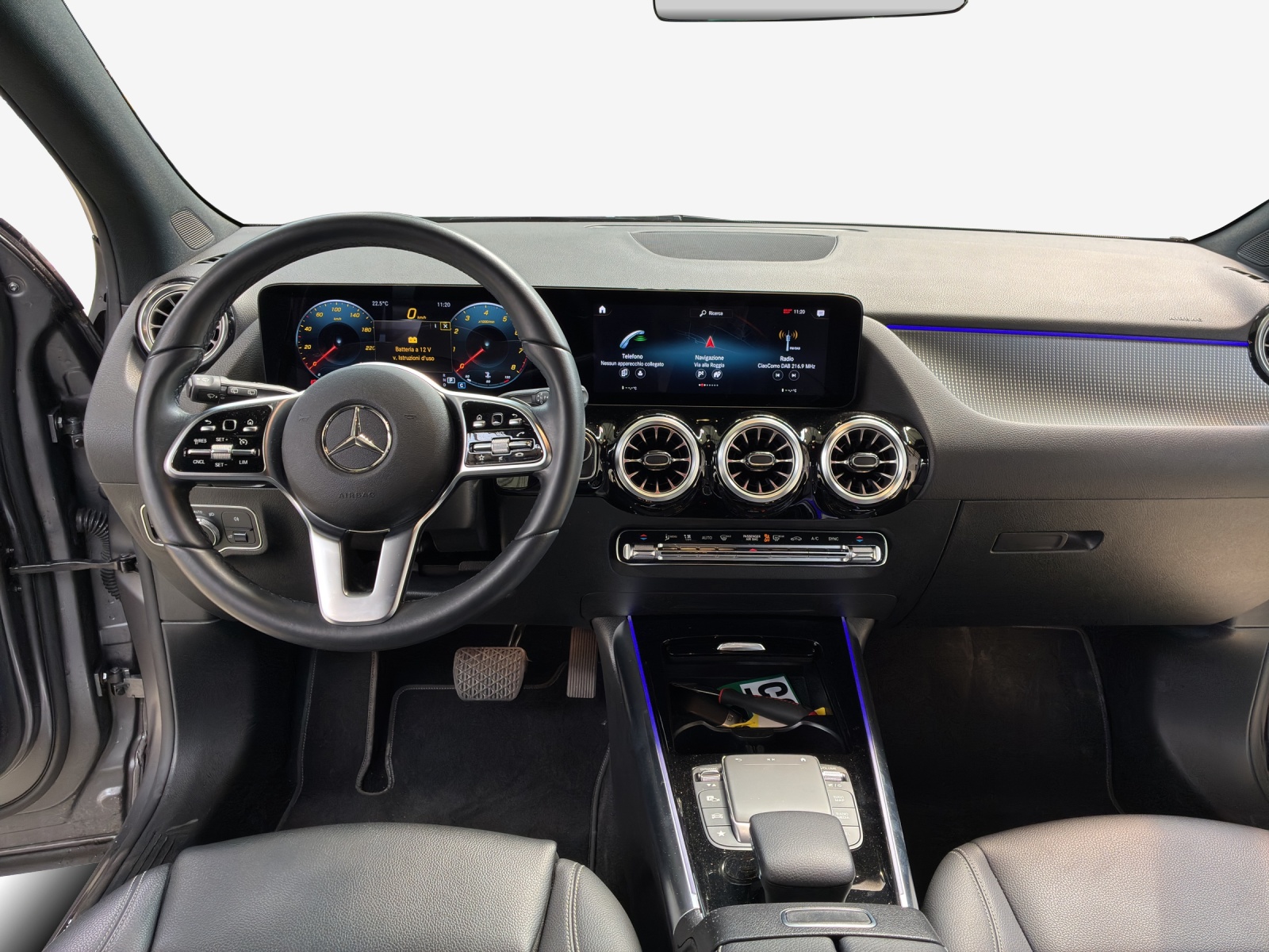 MERCEDES-BENZ GLA 200 Progressive 7G-DCT-image-8