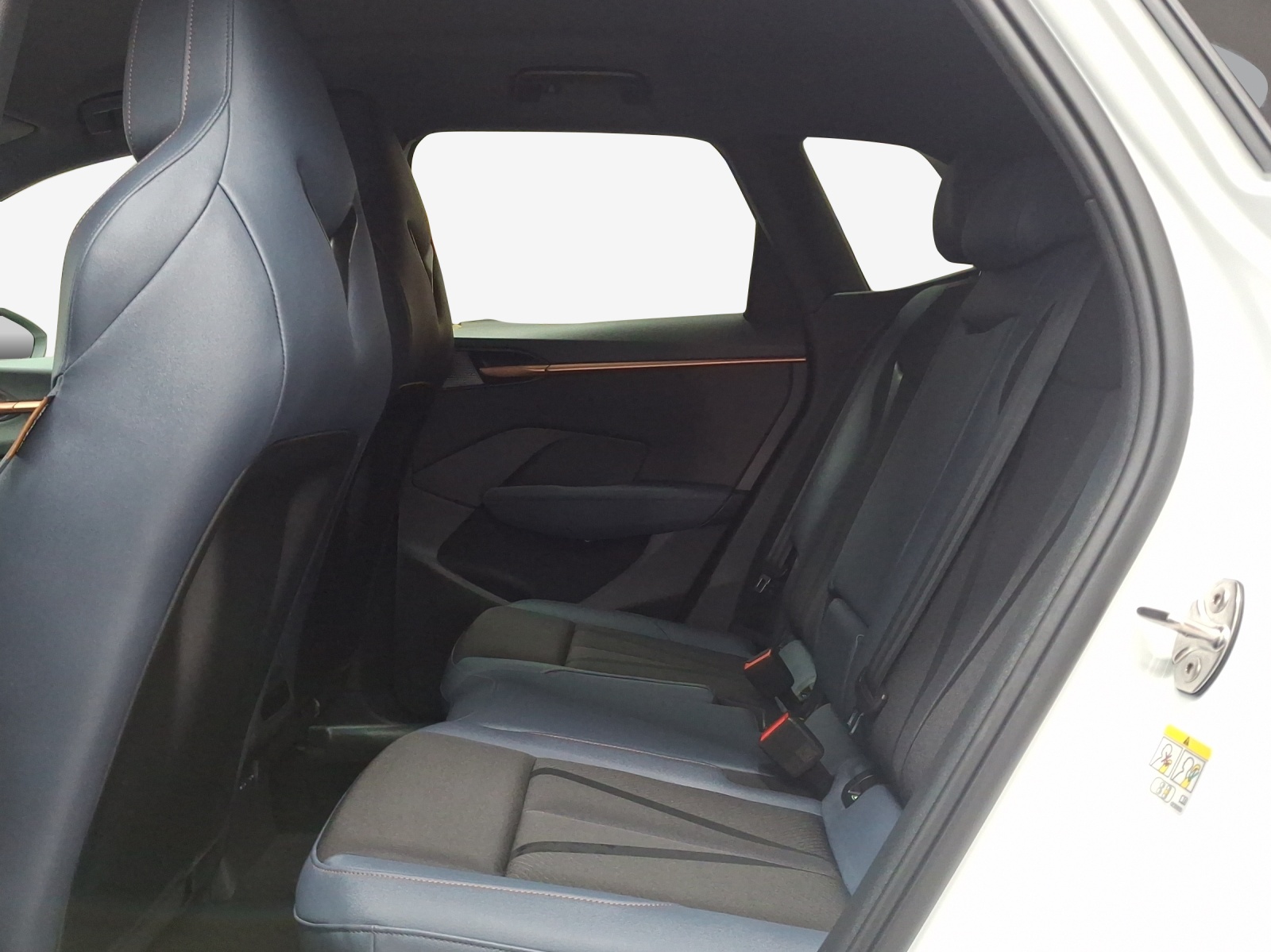 CUPRA Terramar 2.0 TSI DSG 4Drive VZ-image-11