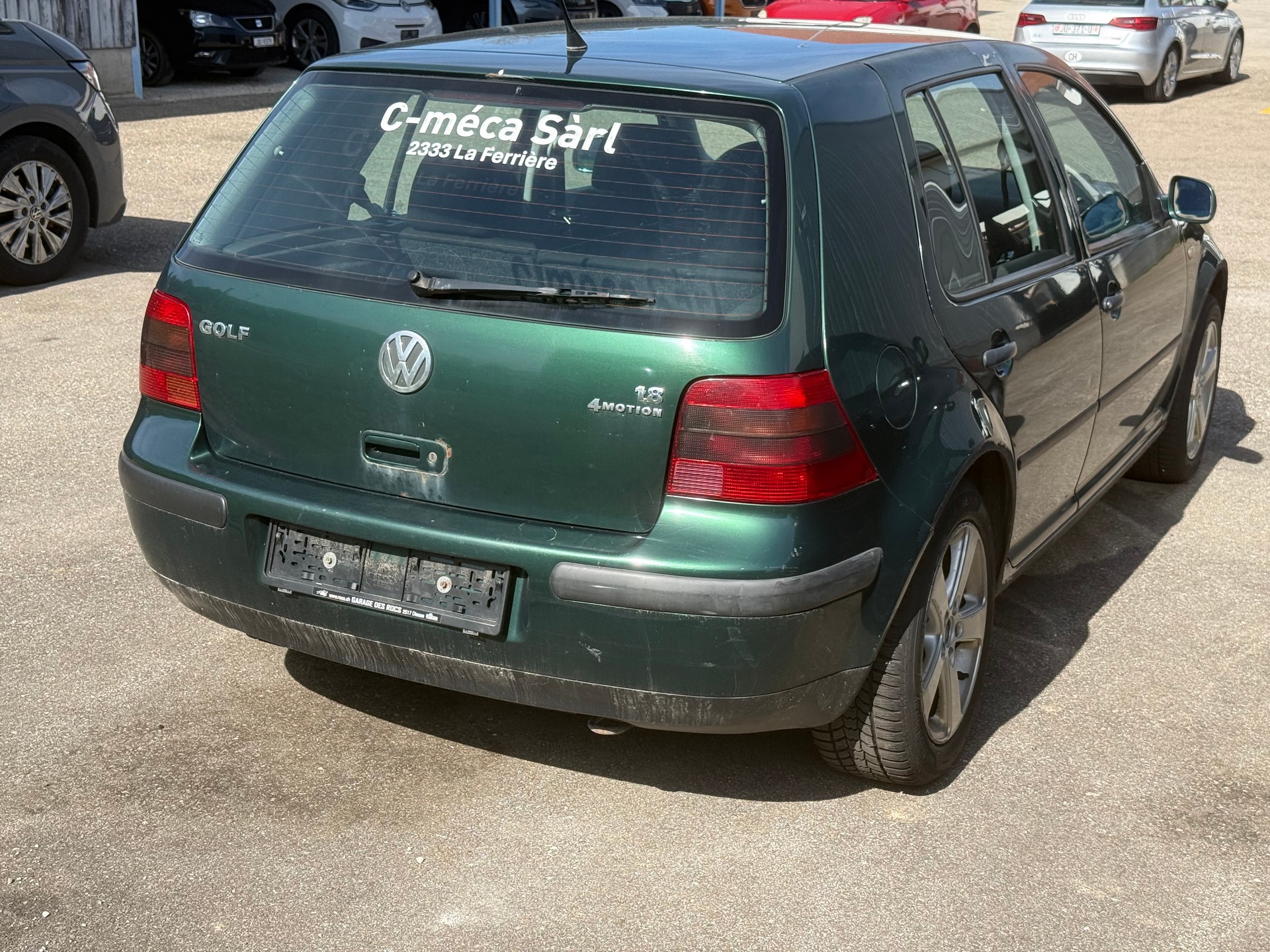 VW Golf 1.8 Trendline 4Motion-image-4