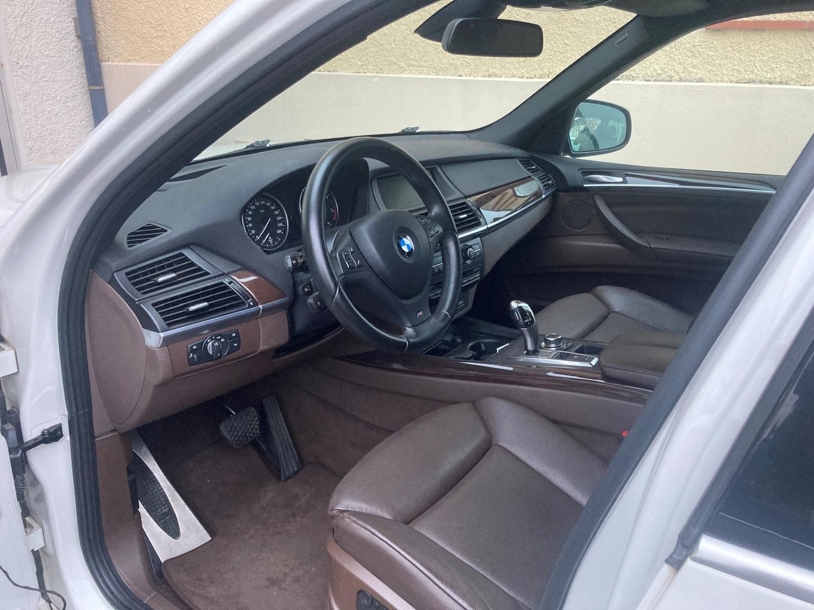 BMW X5 xDrive 40d Steptronic-image-4