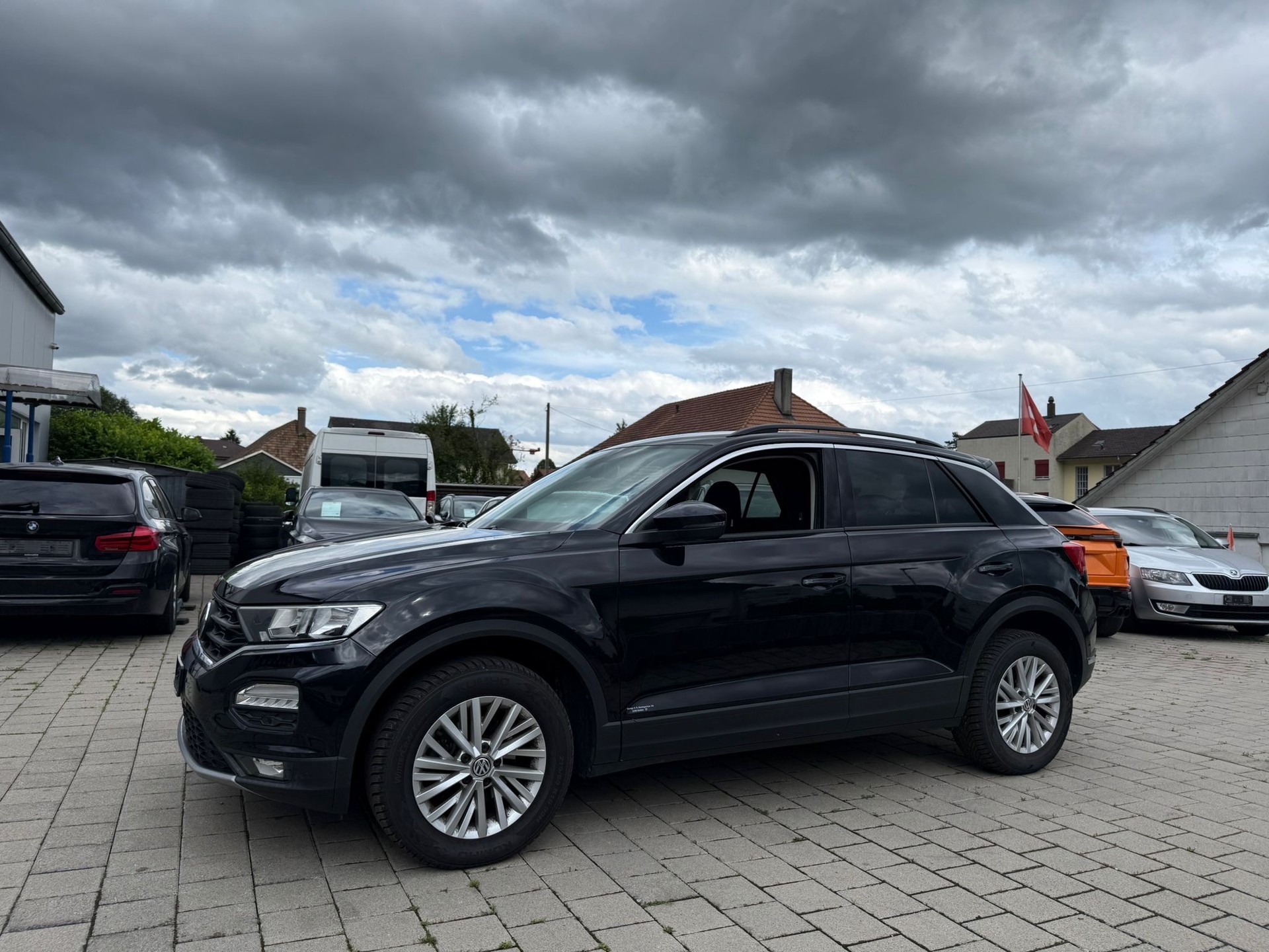 VW T-Roc 1.0 TSI-image-7