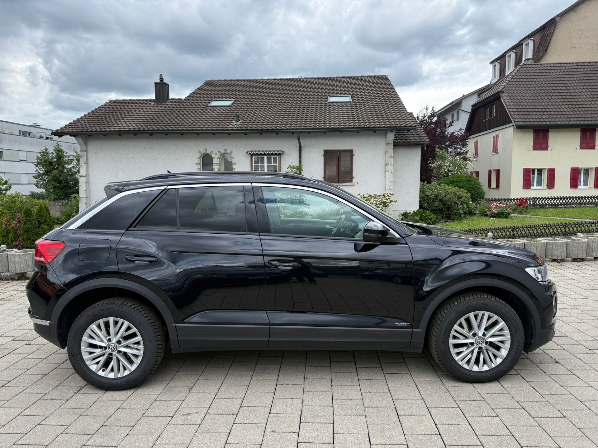 VW T-Roc 1.0 TSI-image-5