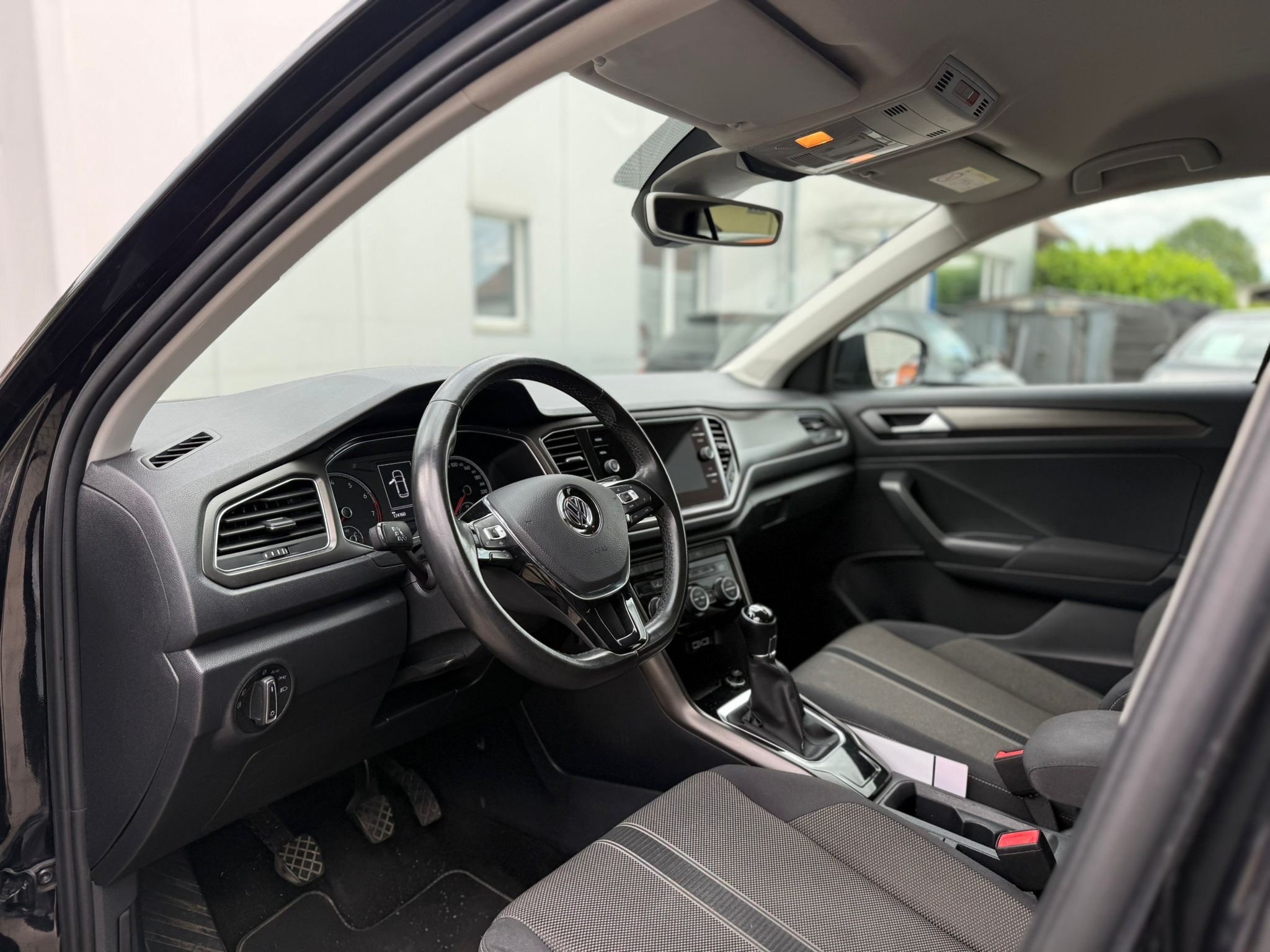 VW T-Roc 1.0 TSI — slika 11