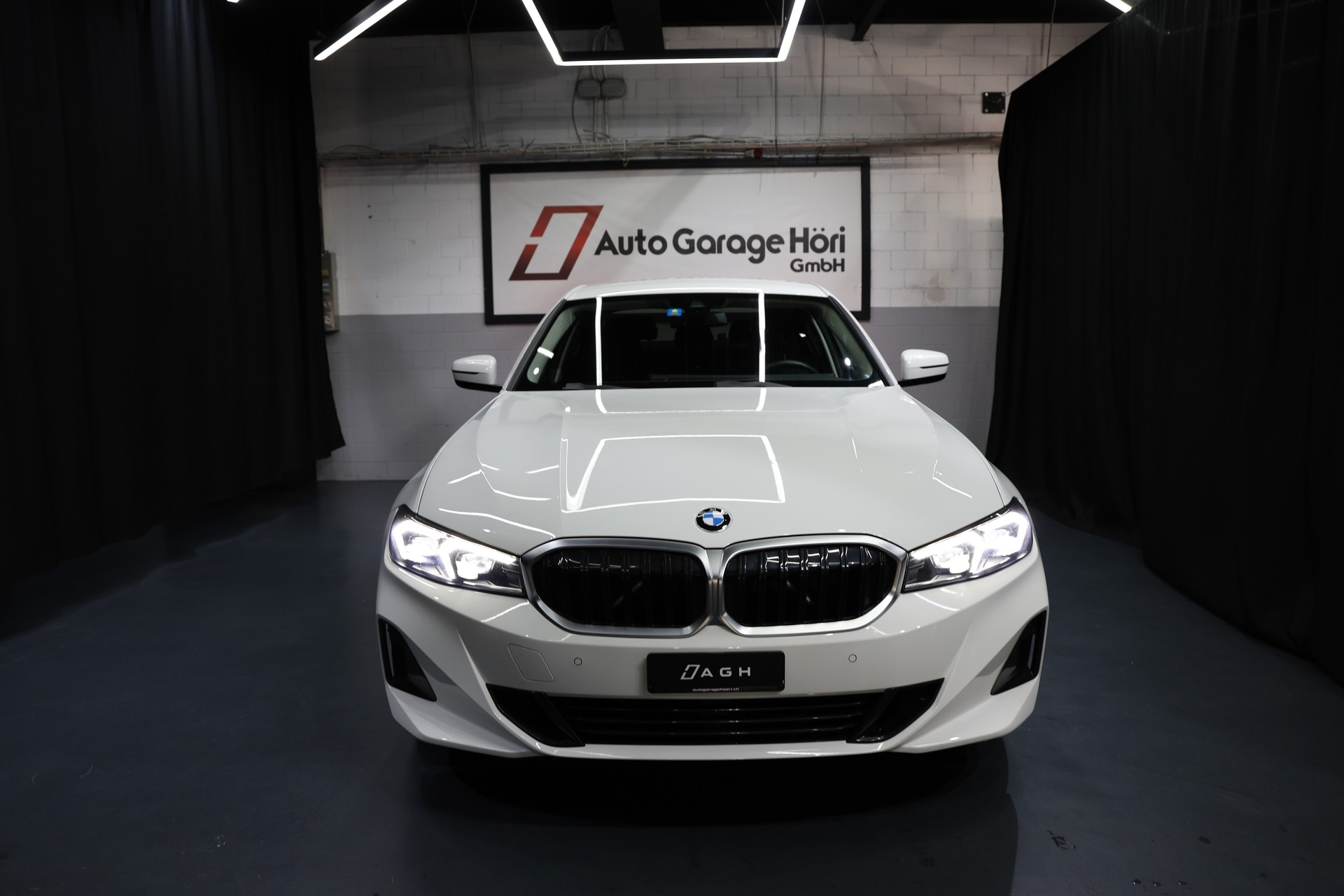 BMW 320i xDrive Steptronic G20 LCi Facelift-image-8