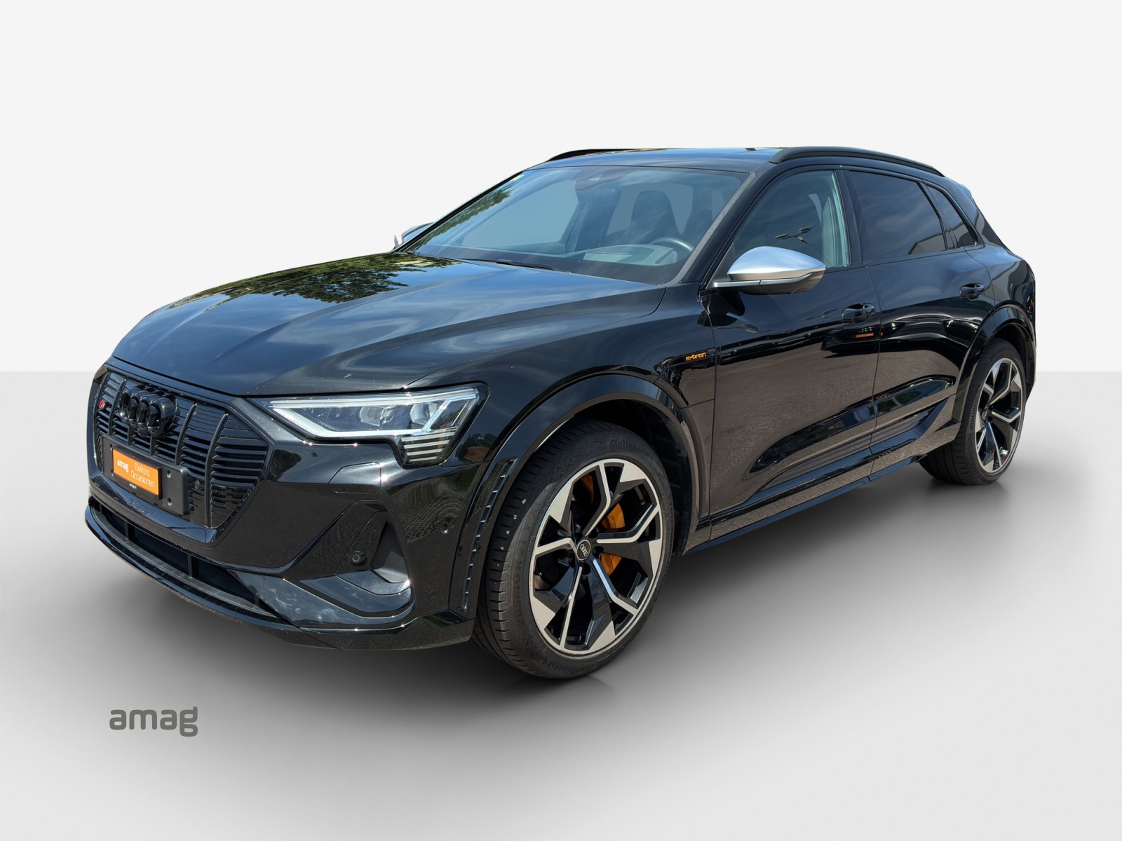 AUDI e-tron S quattro-image-0