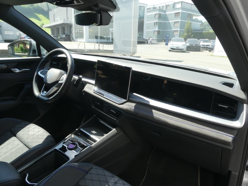 VW Tayron 2.0 TSI R-Line DSG 4Motion-image-8
