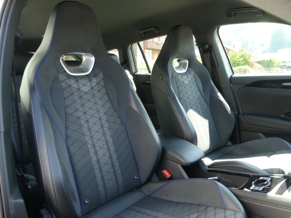 VW Tayron 2.0 TSI R-Line DSG 4Motion-image-10