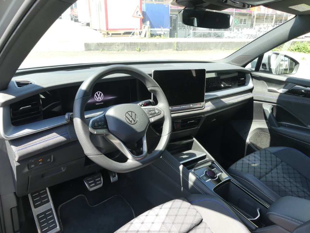 VW Tayron 2.0 TSI R-Line DSG 4Motion-image-6