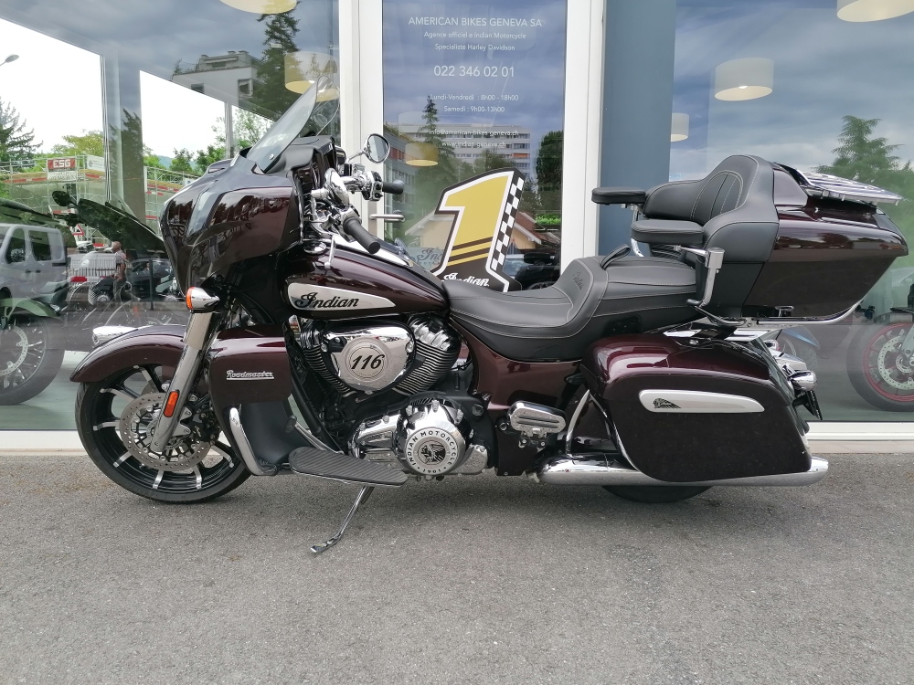 INDIAN Roadmaster Limited 116-showroom-element-1