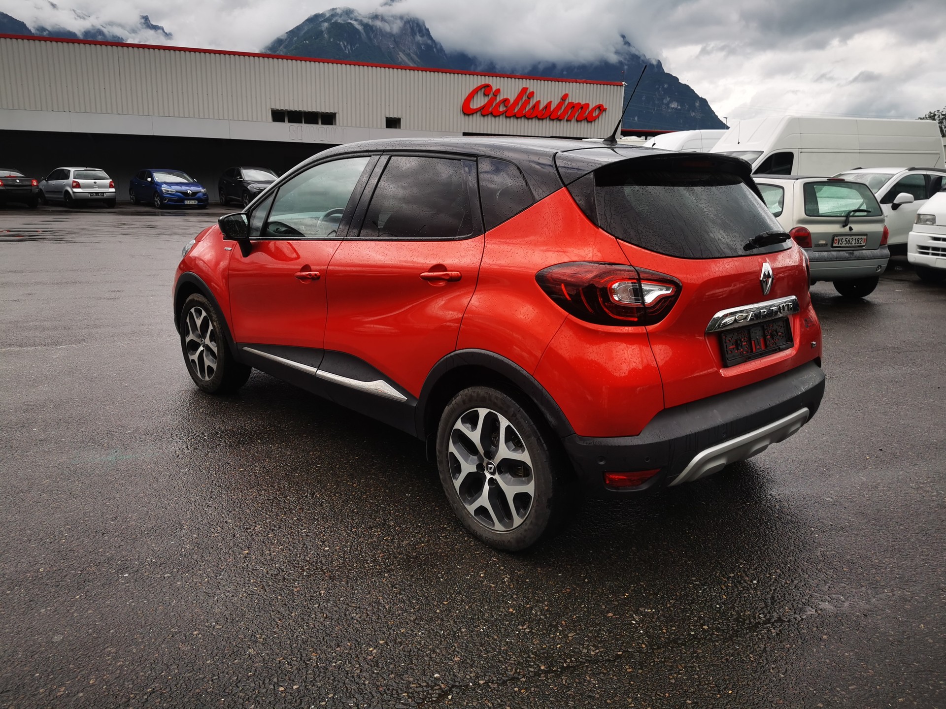 RENAULT Captur 1.2 T 16V Intens-image-4