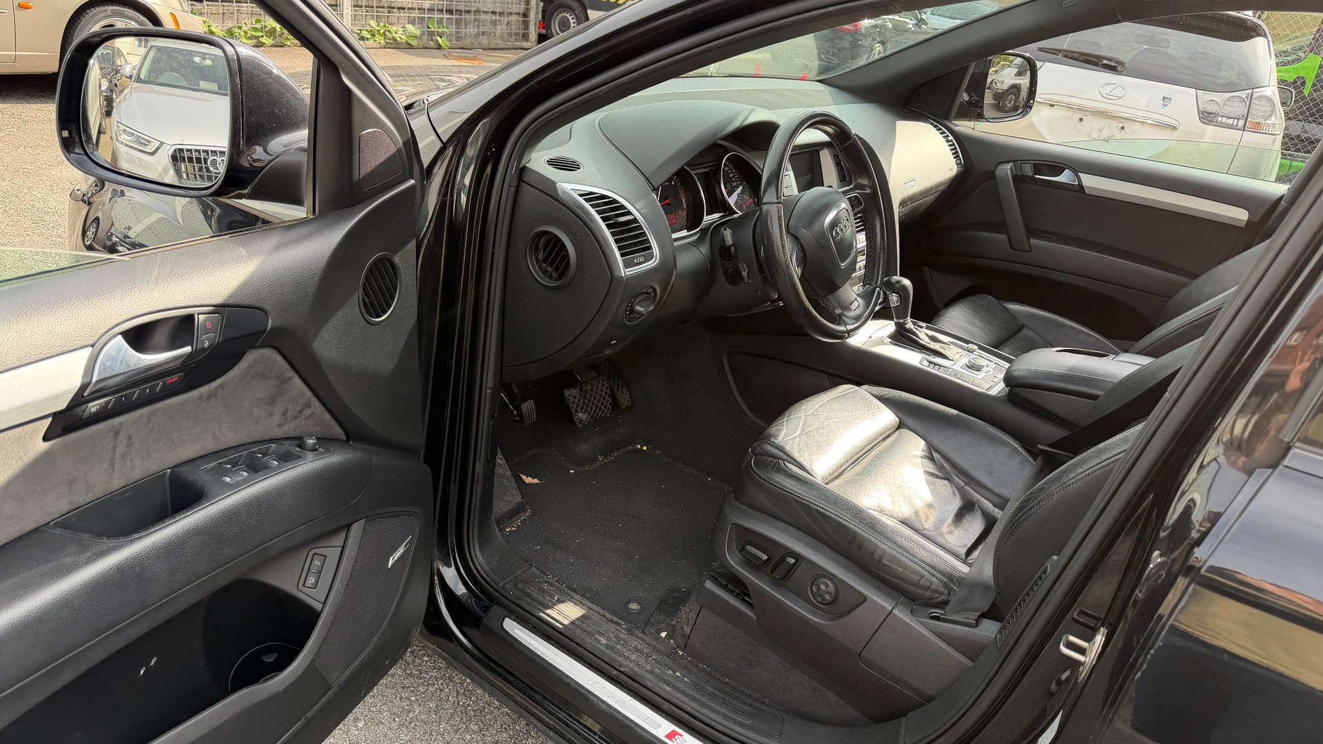 AUDI Q7 3.0 TDI quattro tiptronic-image-6