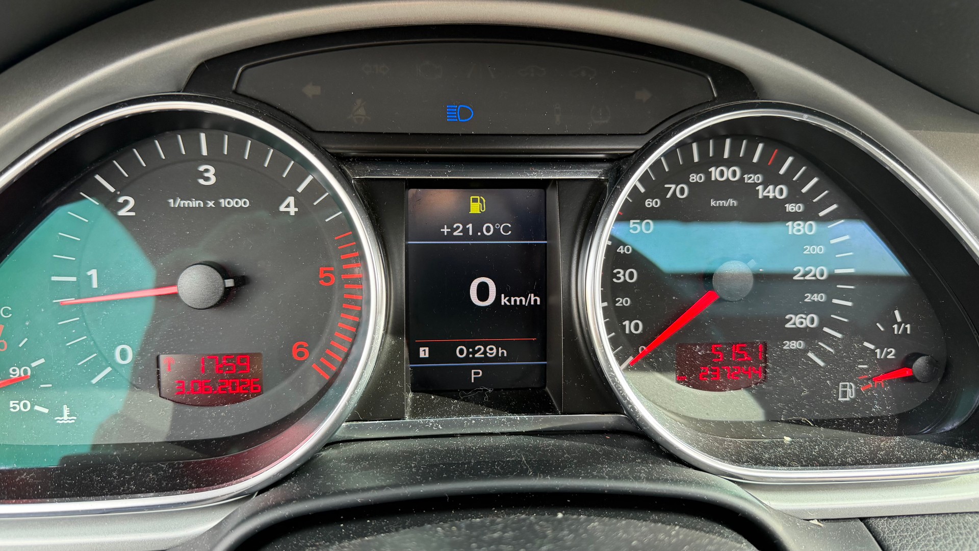 AUDI Q7 3.0 TDI quattro tiptronic-image-14